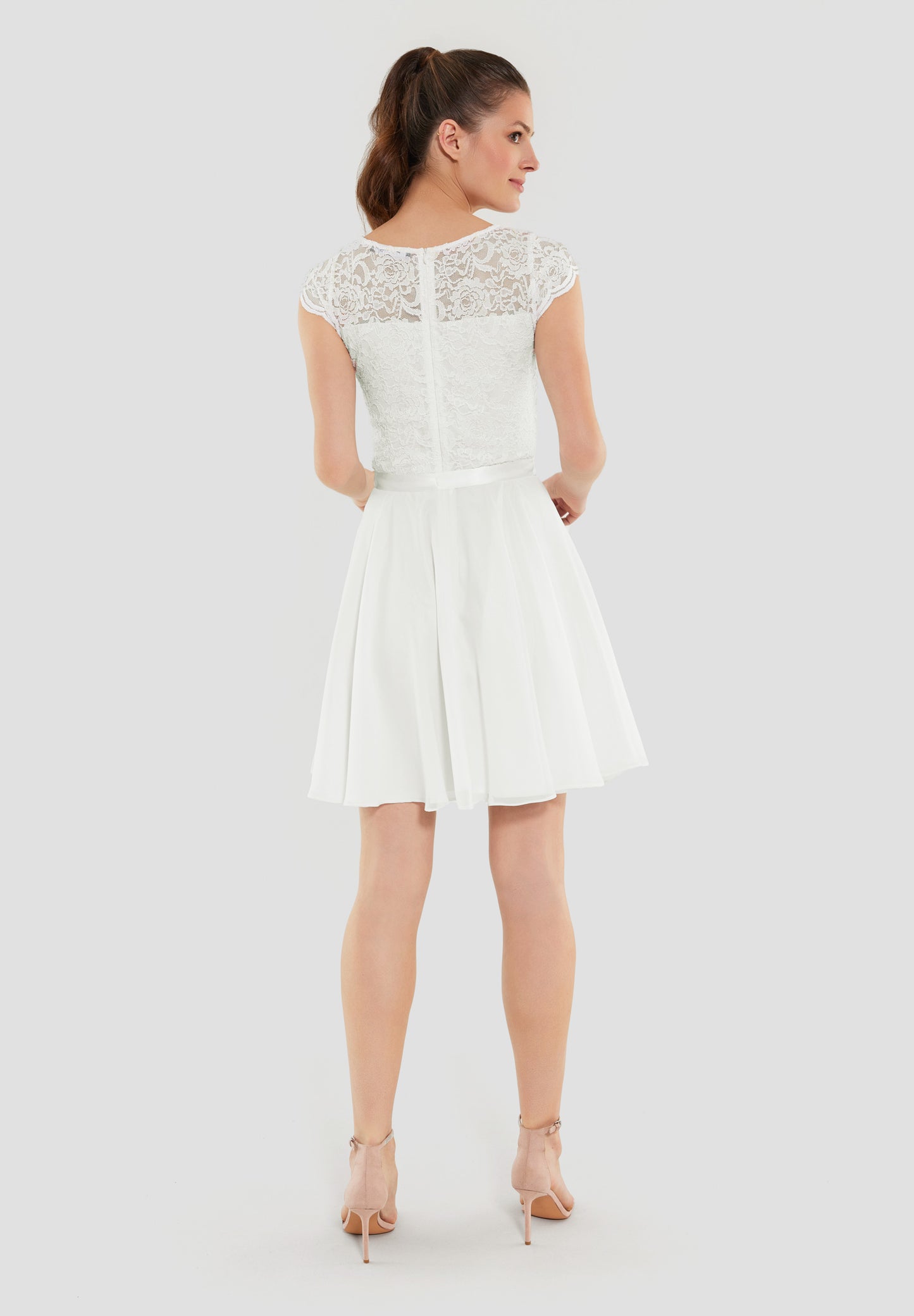 Cocktailkleid aus Spitze und Chiffon