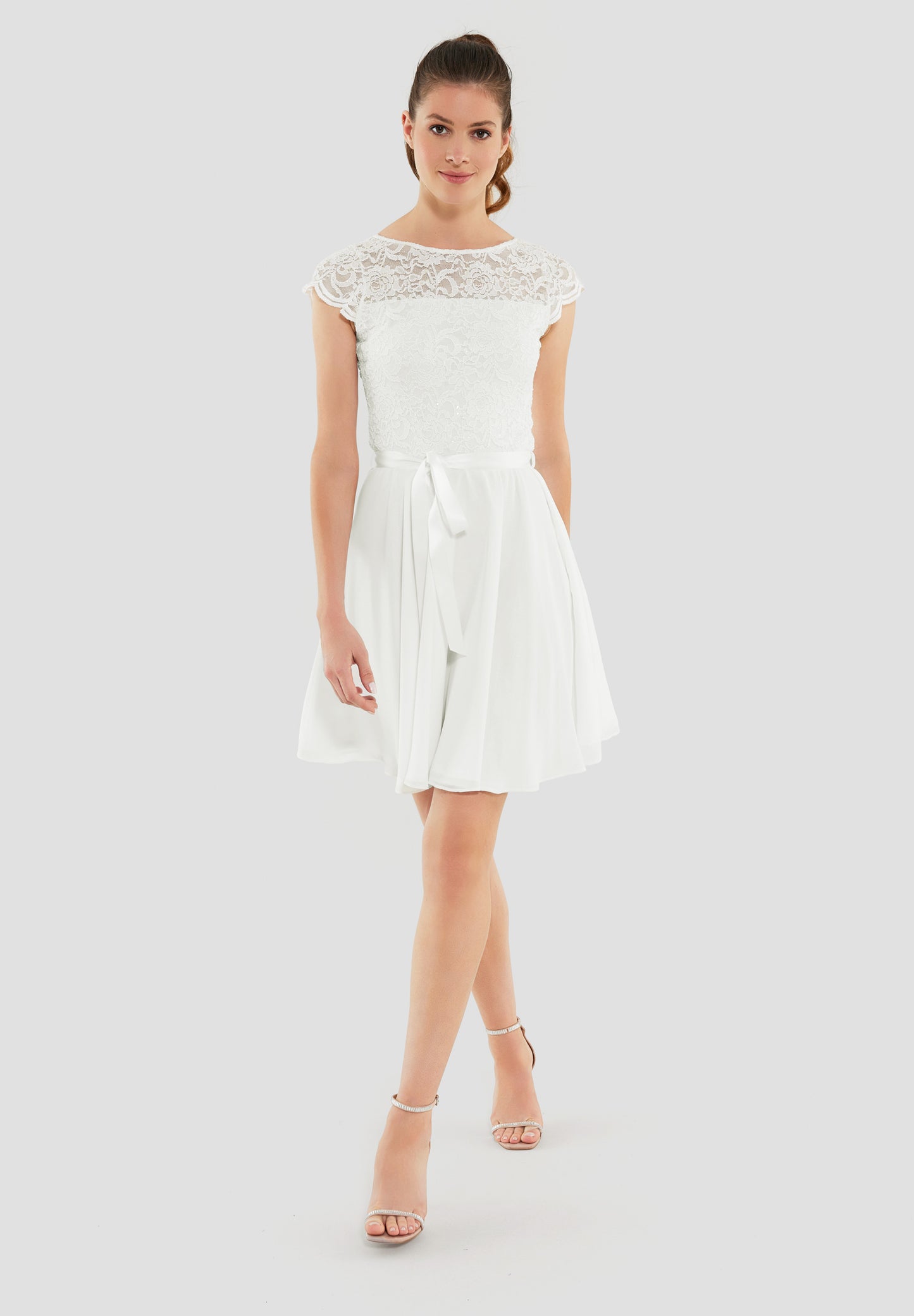 Cocktailkleid aus Spitze und Chiffon
