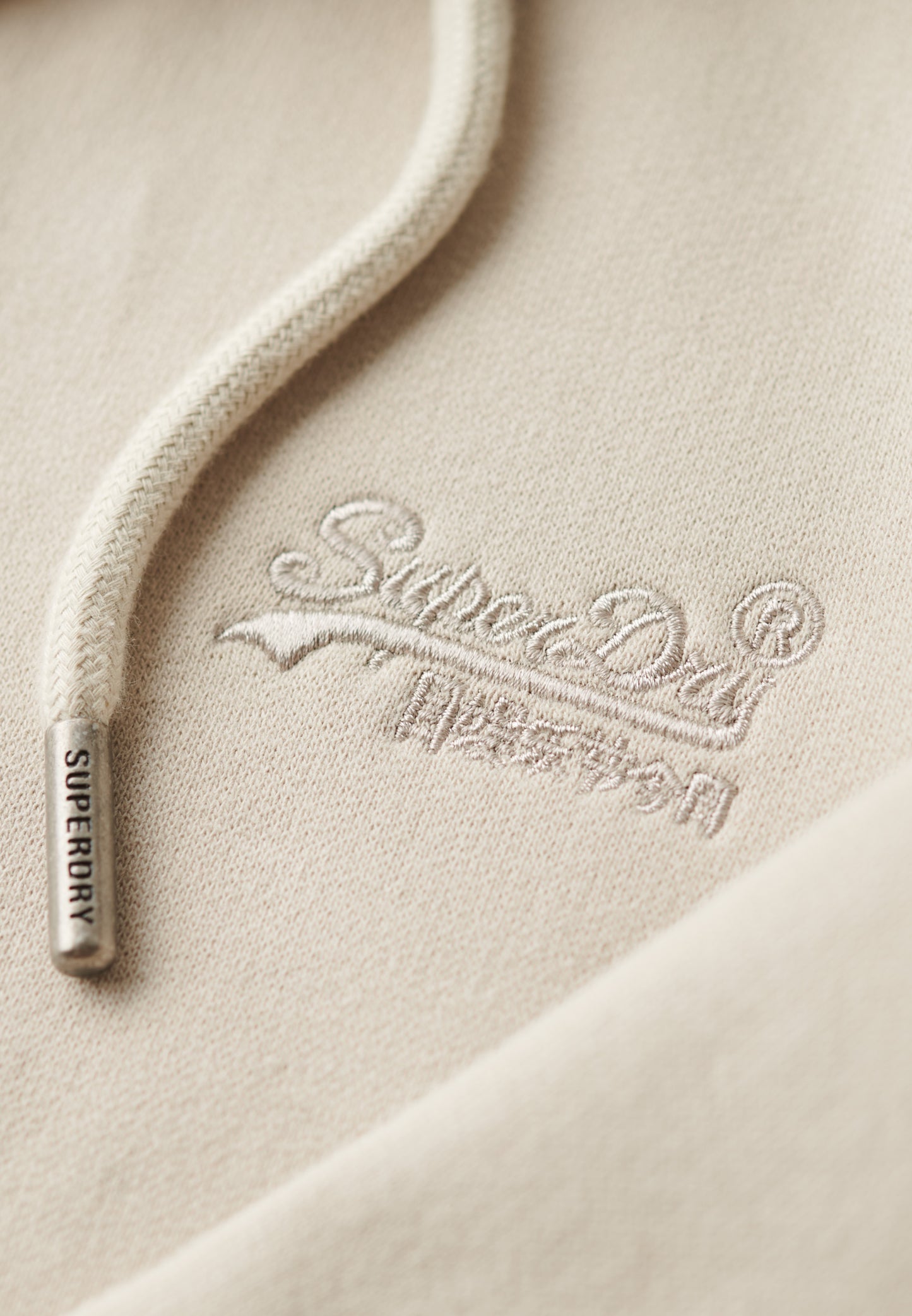 Essential Kapuzenjacke mit Logo