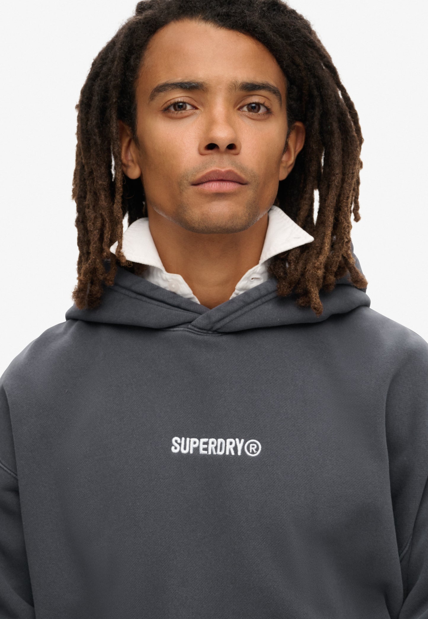 Hoodie mit lockerer Passform und Mikro-Logo