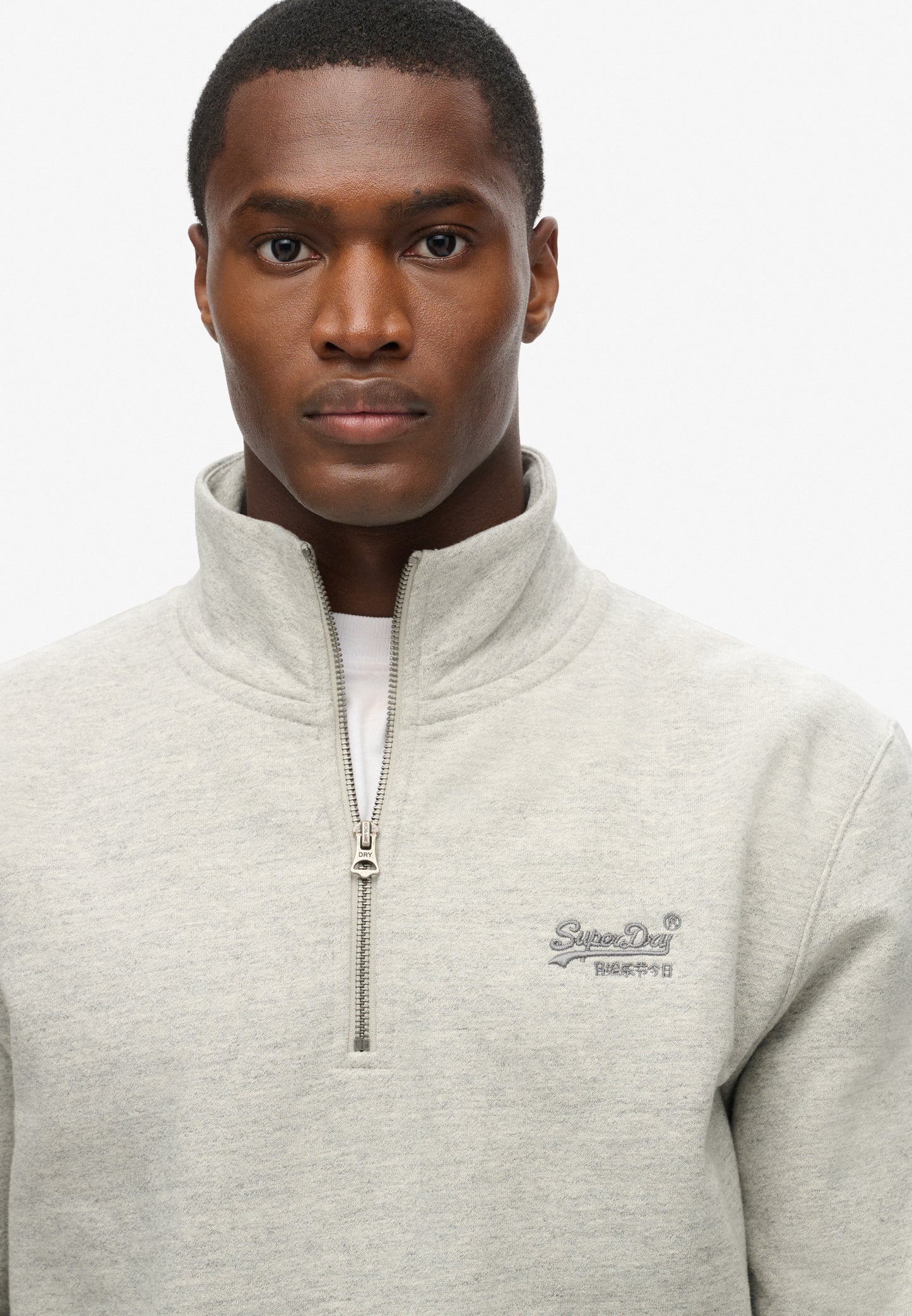 Essential Sweatshirt mit halblangem Reißverschluss und Logo
