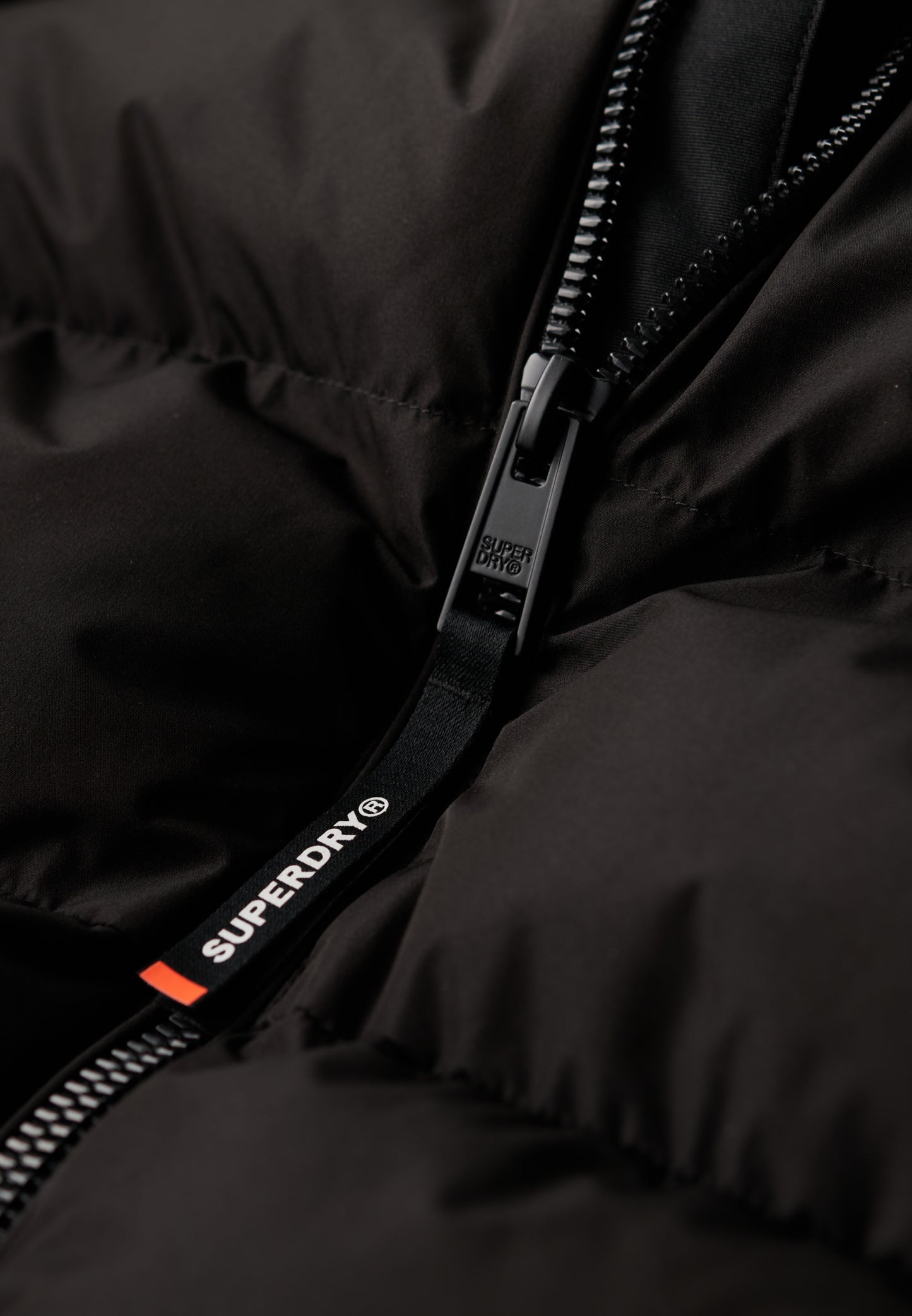 Sports Steppjacke mit Kapuze