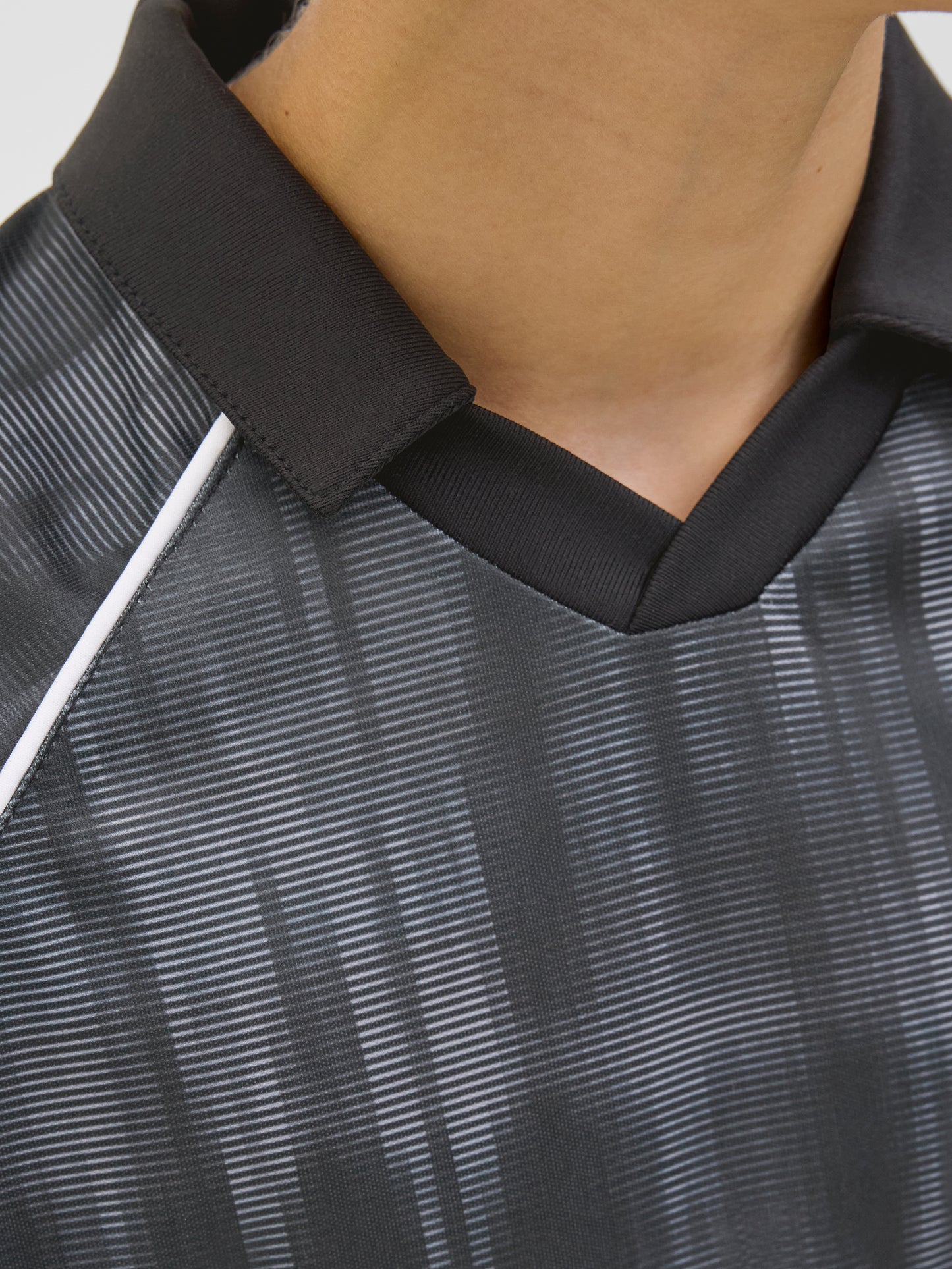 JCOLIDO AOP MESH OPEN COLLAR POLO JNR