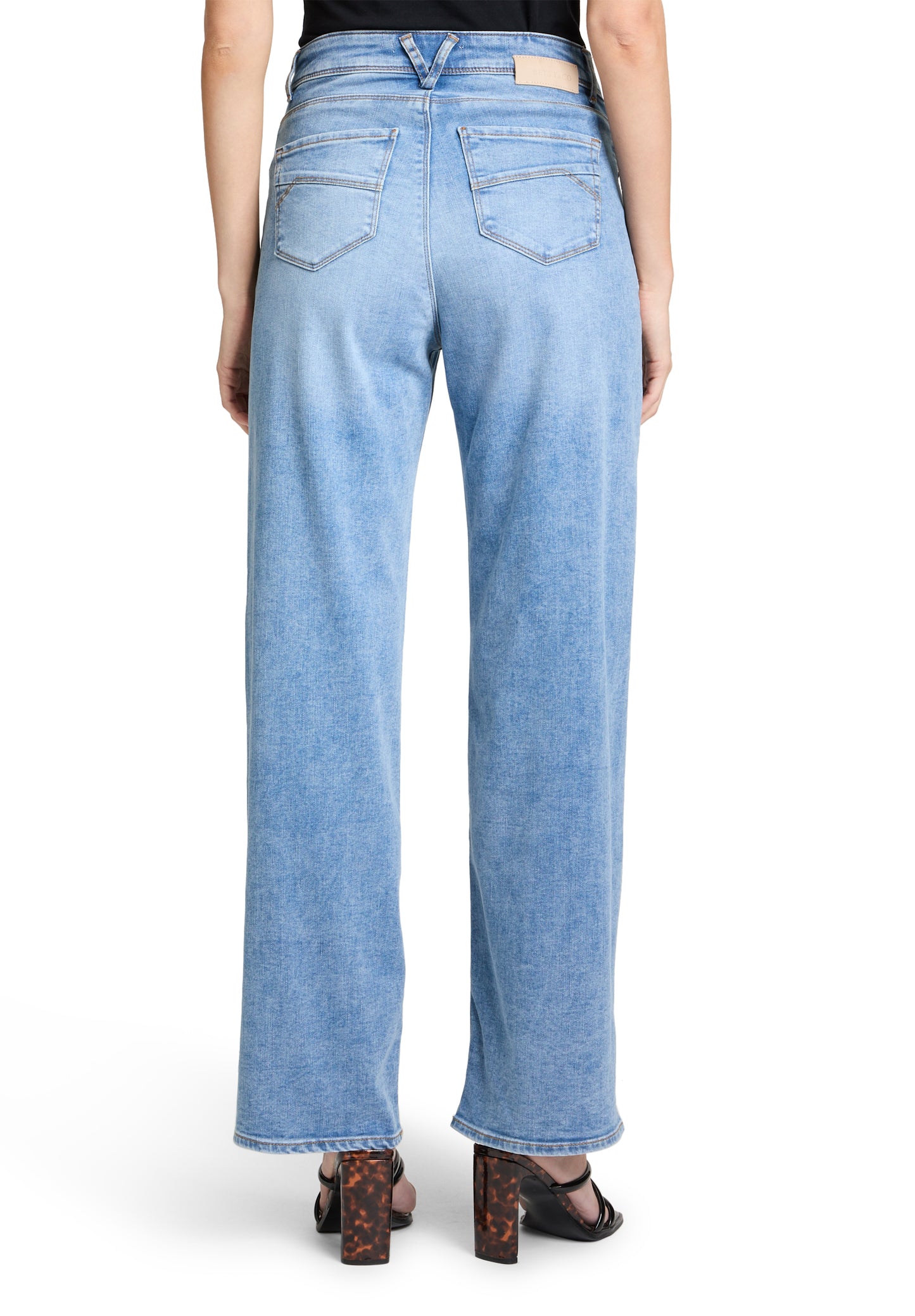 High Waisted-Jeans