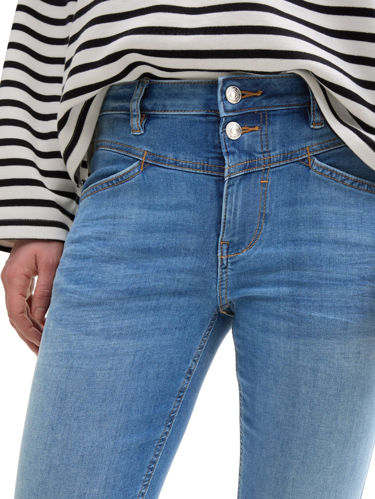 TTKATE Slim Capri Jeans