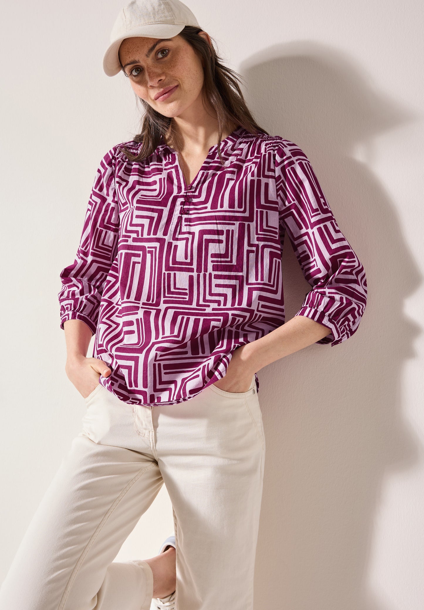 Gemusterte Bluse