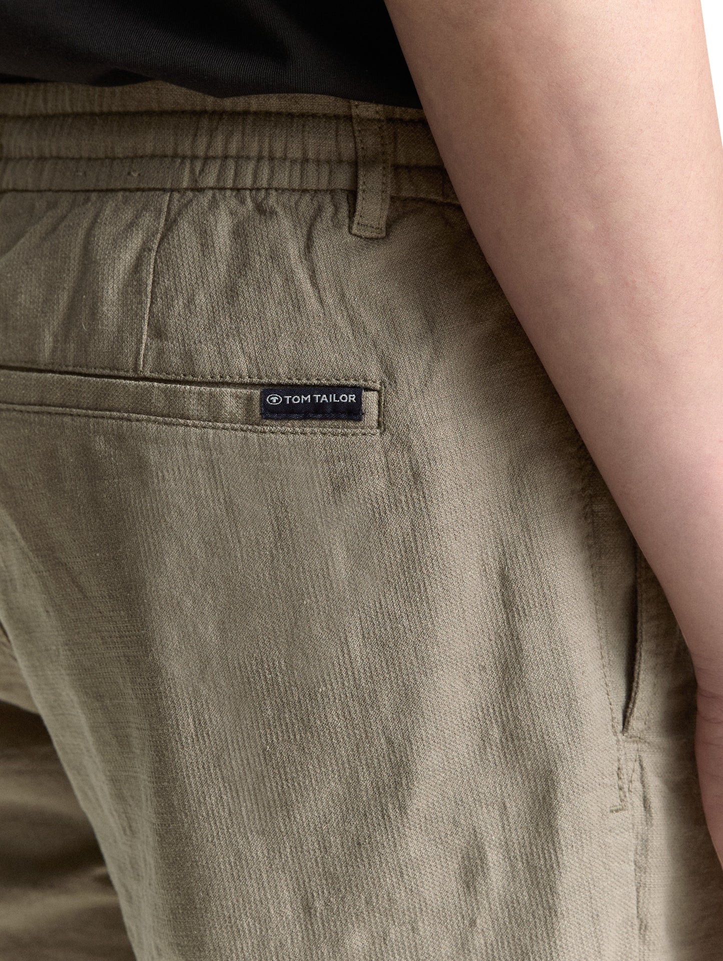 Regular Fit Shorts mit Leinenanteil