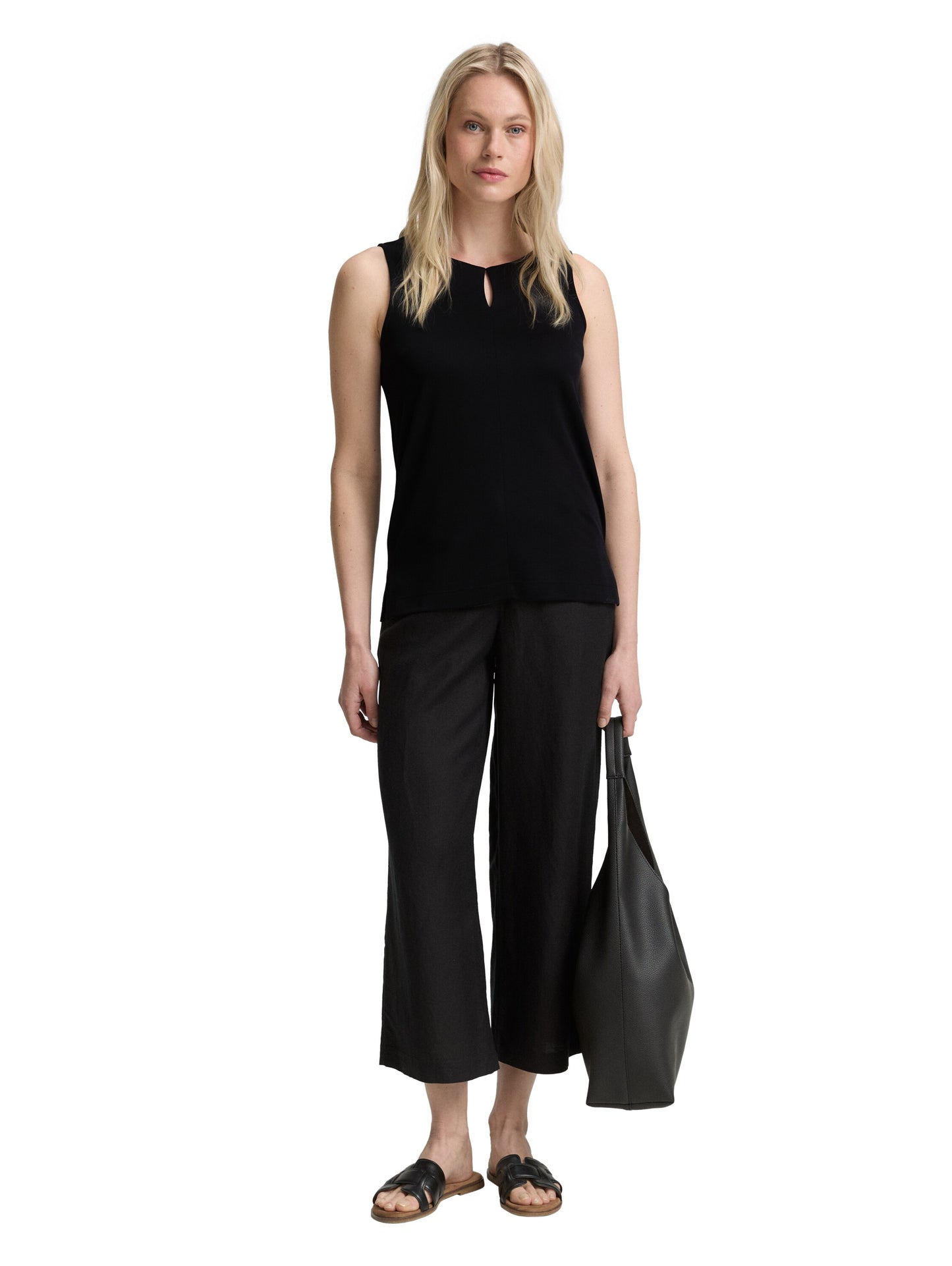 Top mit Cut-Out-Detail