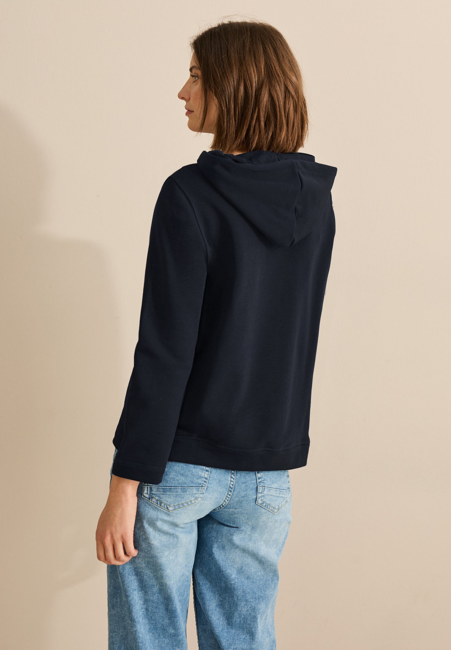 Basic Hoodie