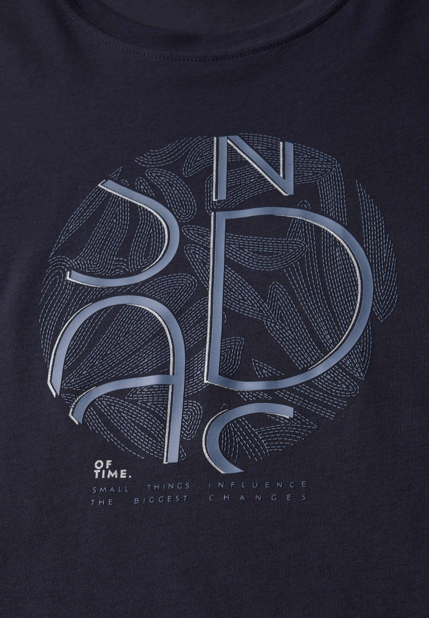T-Shirt mit Artwork