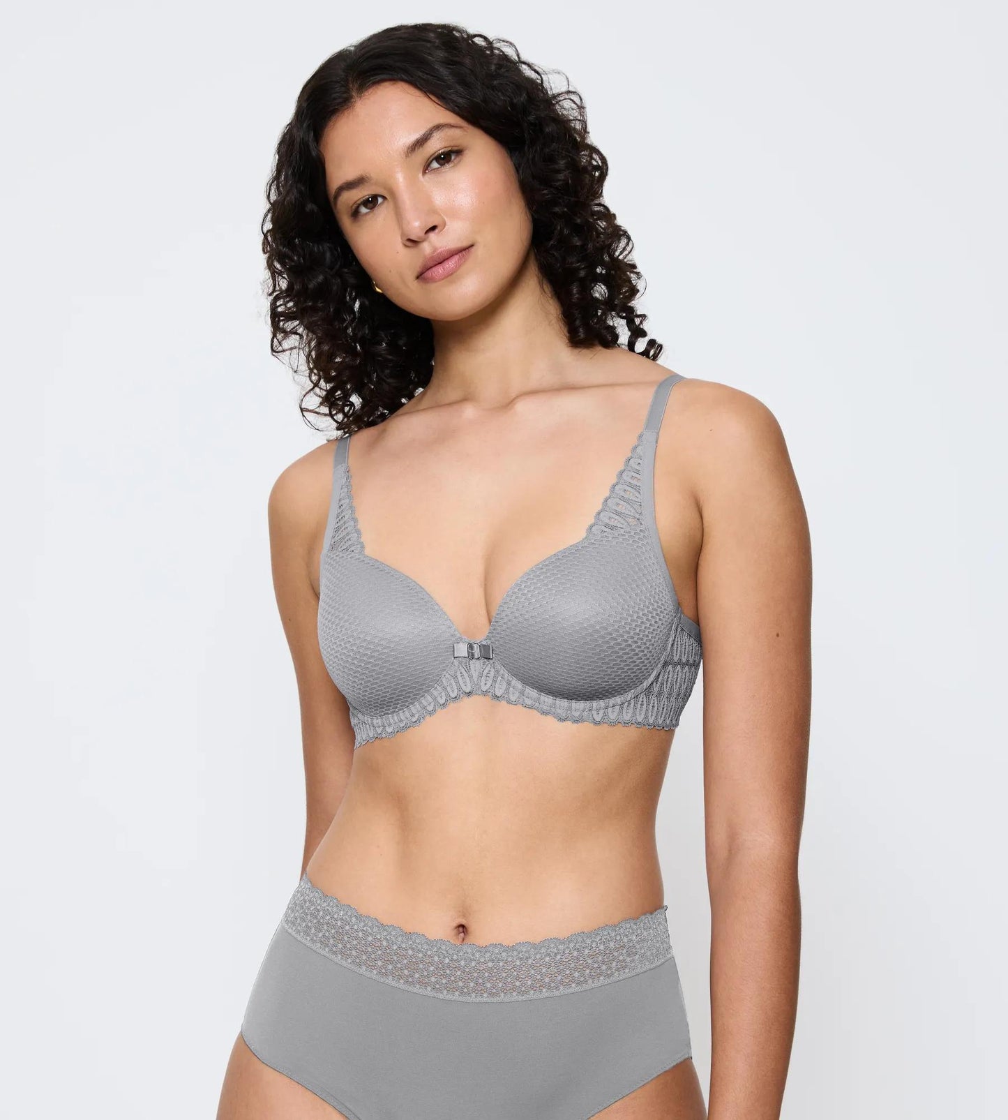 Aura Spotlight T WHP