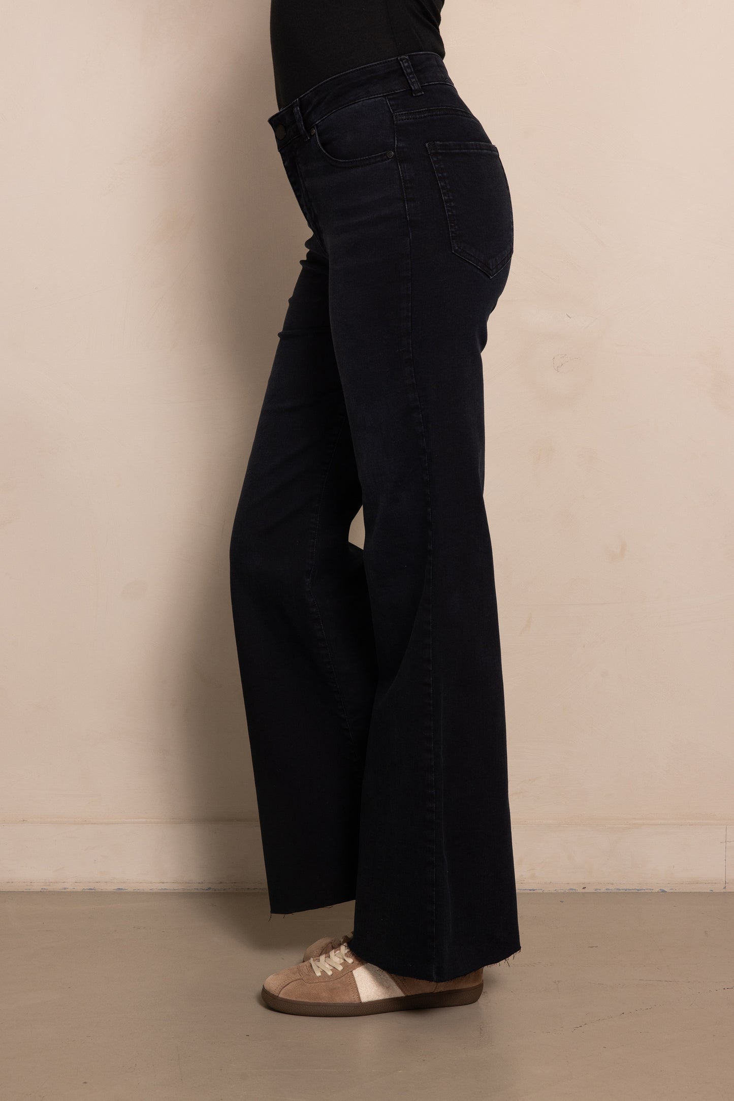 Zhrill Hose sportiv FBlack 117