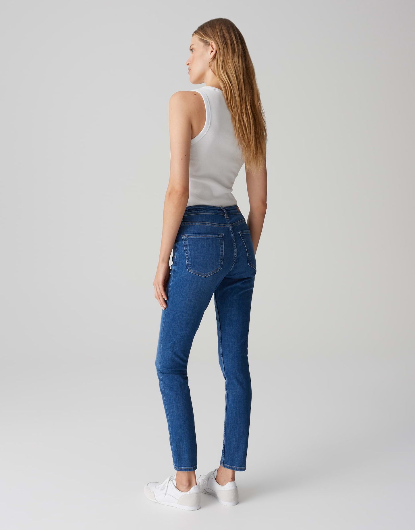 Elma strong blue