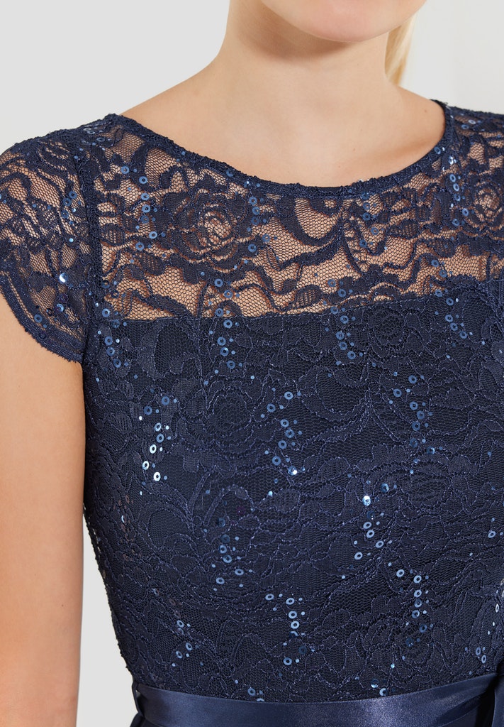 Kleid - Spitze / Chiffon