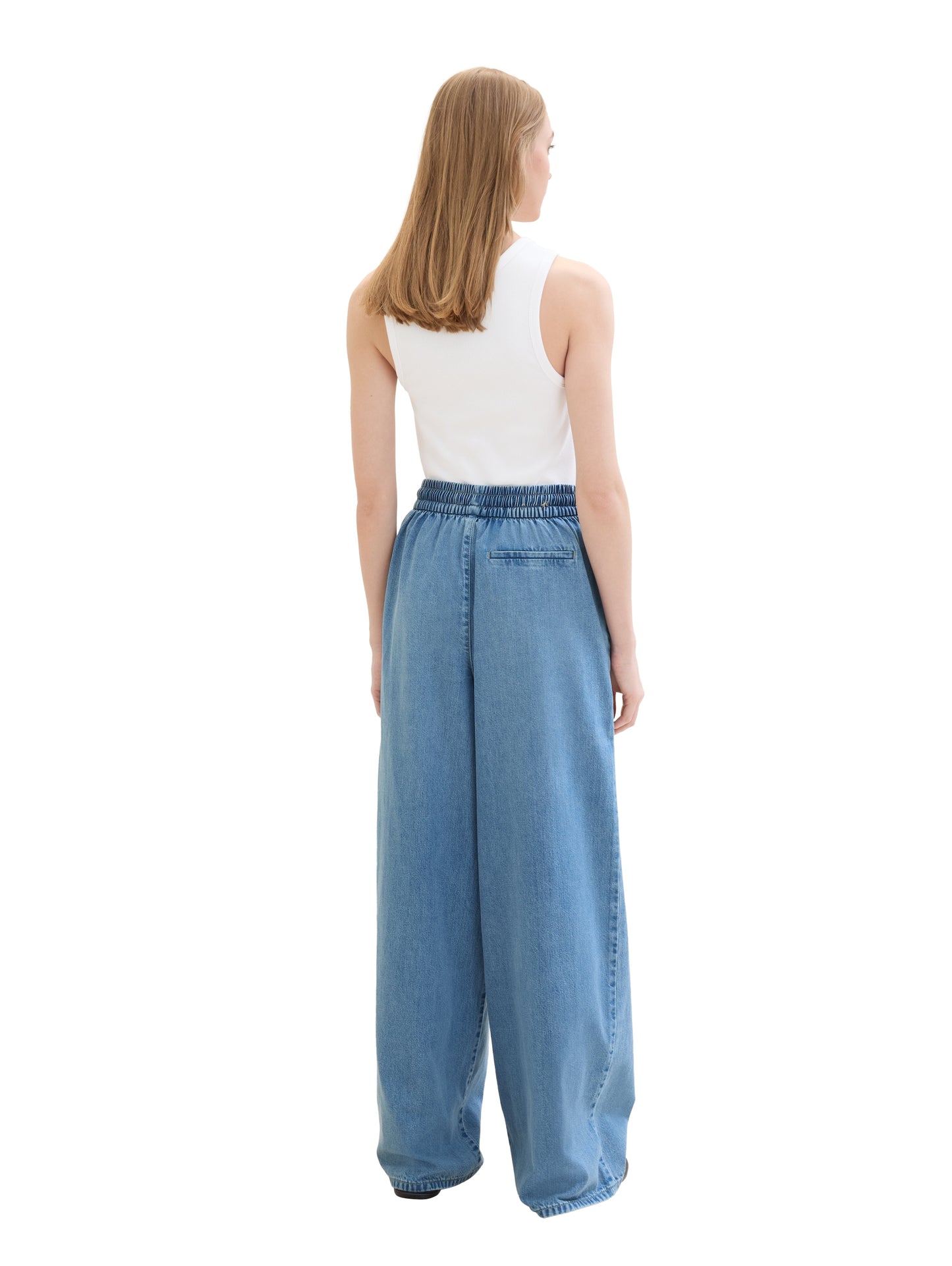 Volume Flare Soft Jeans