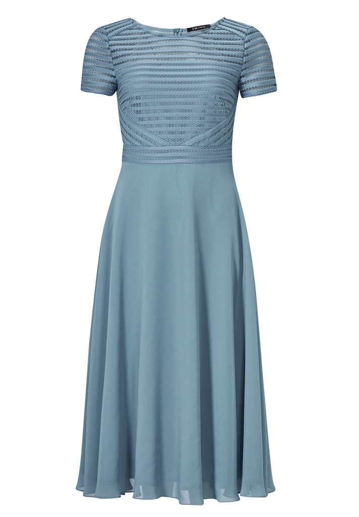 Kleid aus Materialmix