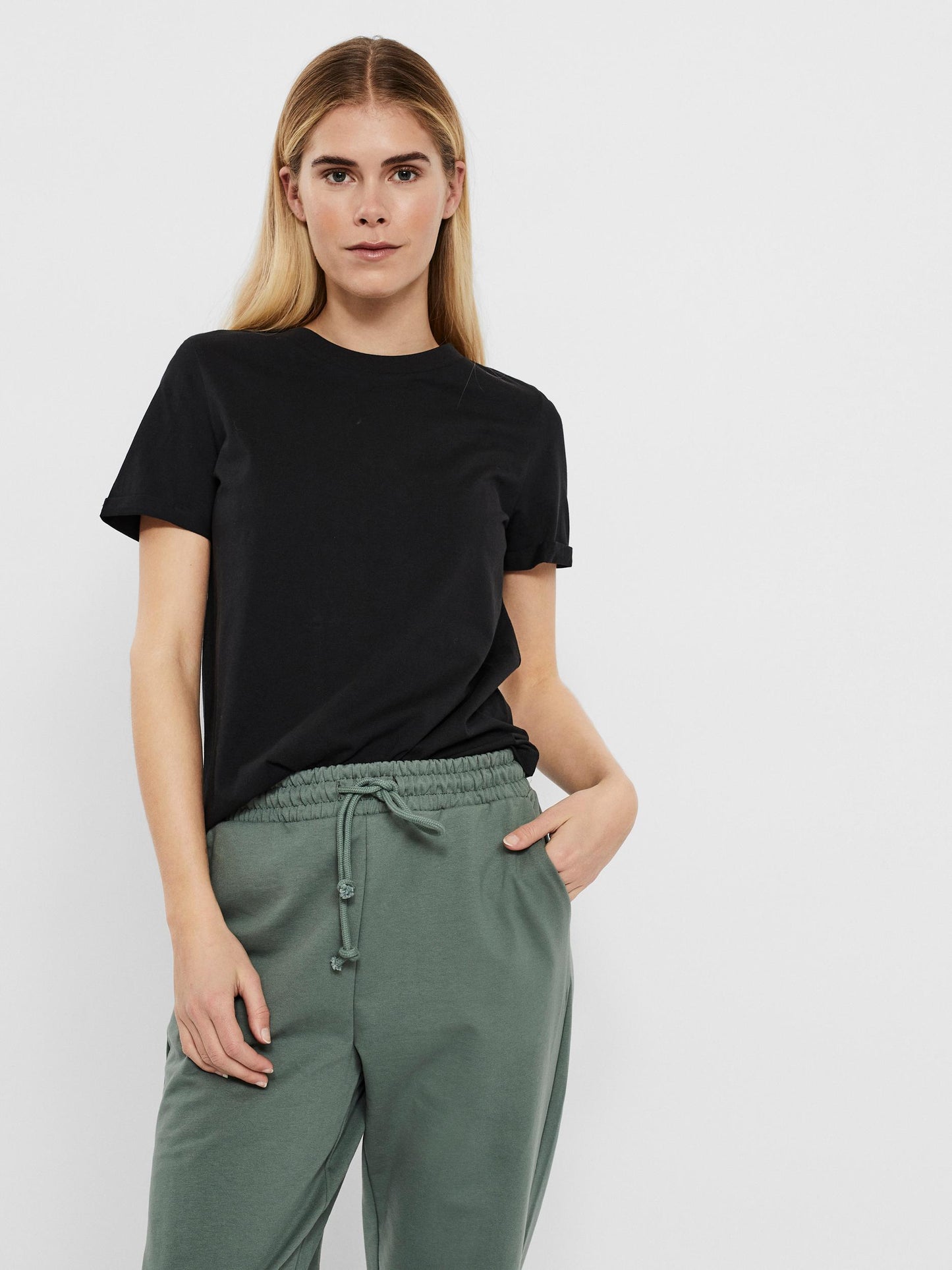 VMPAULA S/S T-SHIRT NOOS