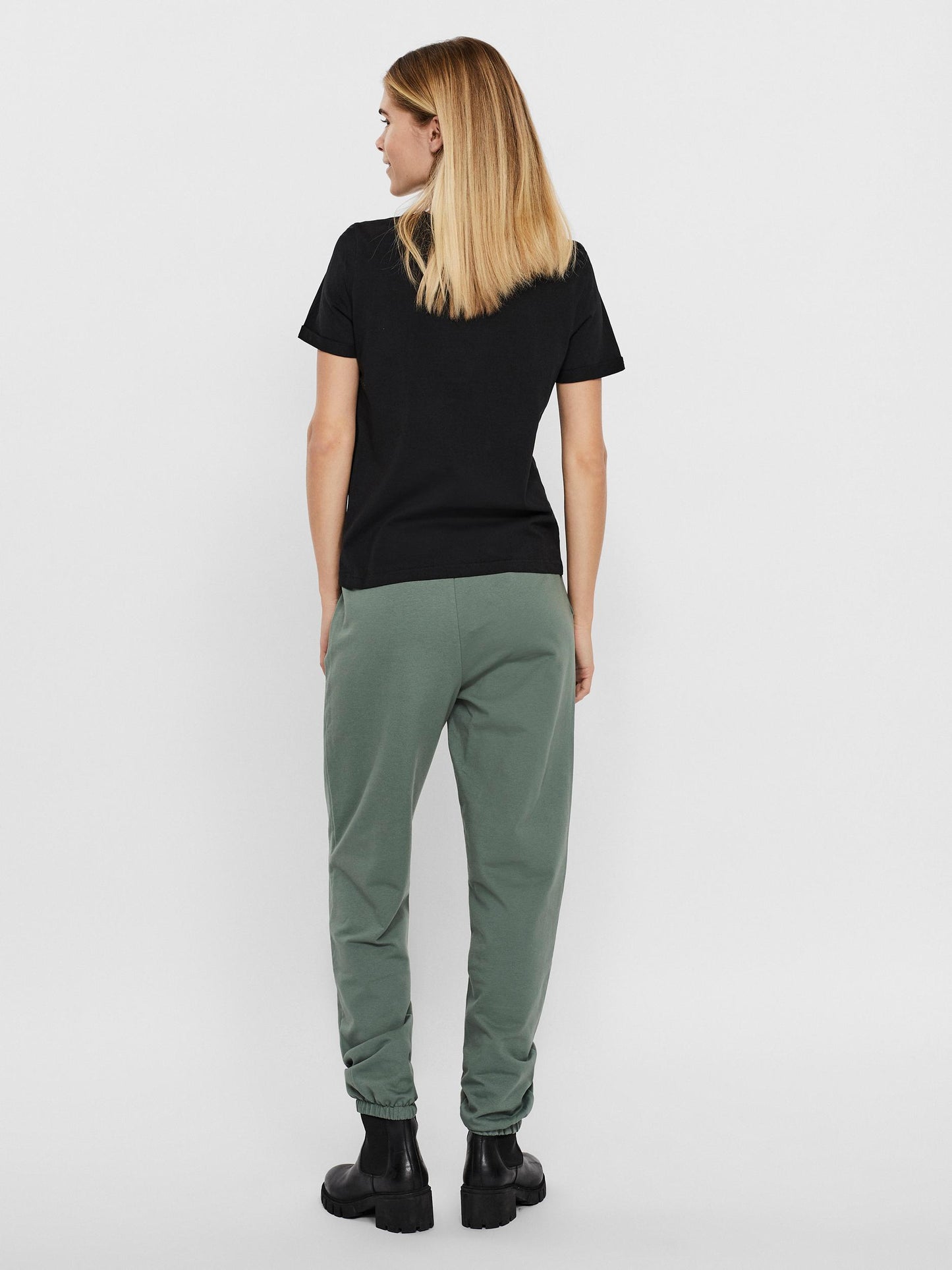 VMPAULA S/S T-SHIRT NOOS
