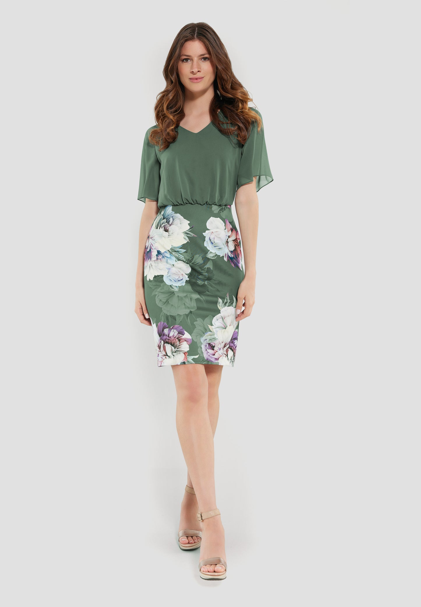 Cocktailkleid aus Material-Mix