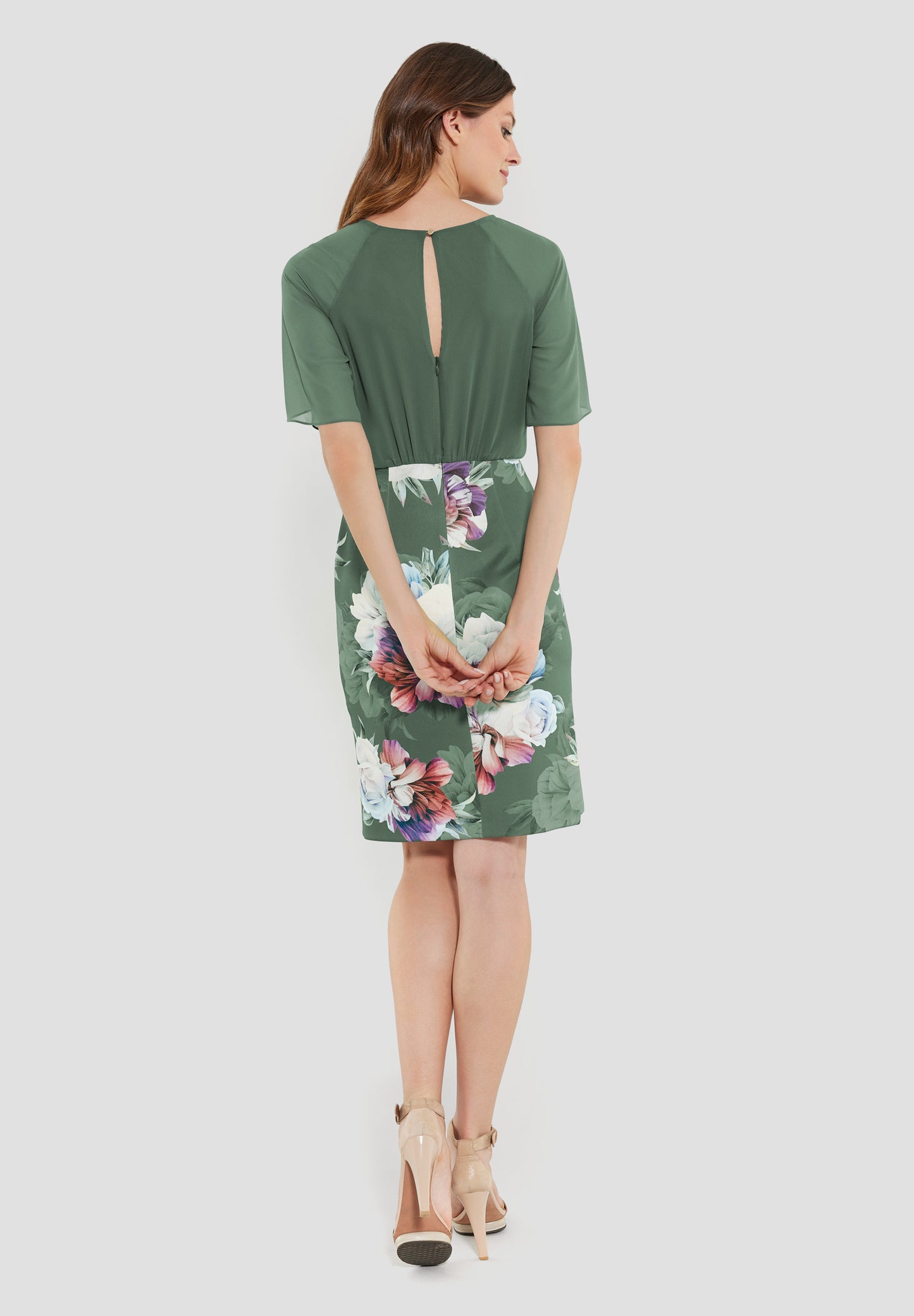 Cocktailkleid aus Material-Mix