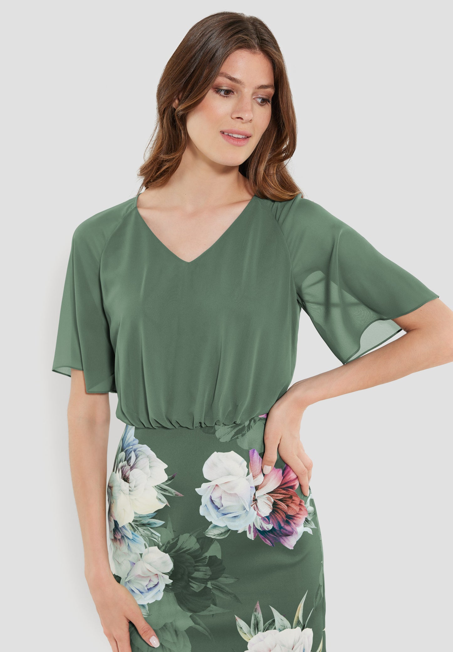 Cocktailkleid aus Material-Mix