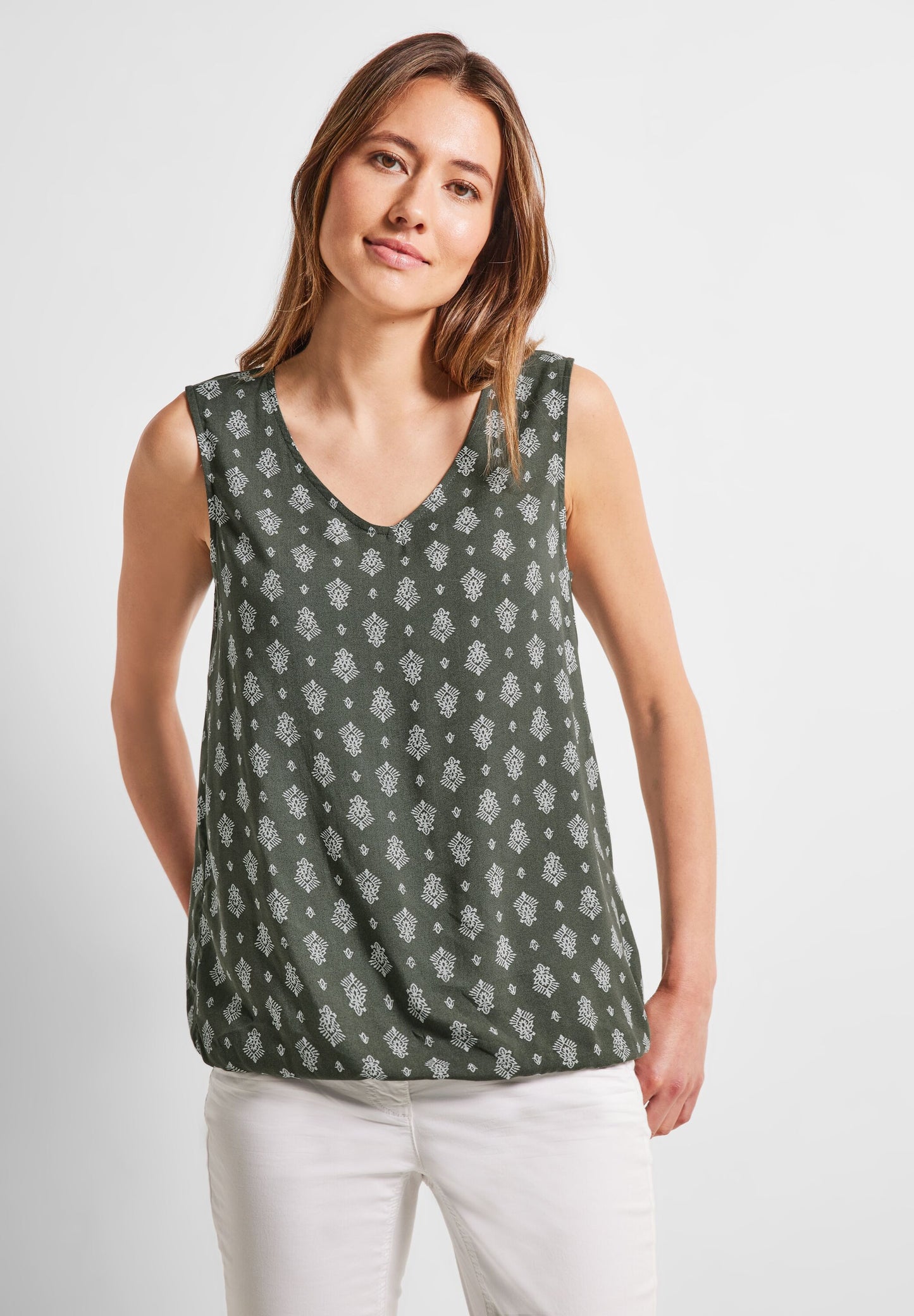 Top mit Minimalprint