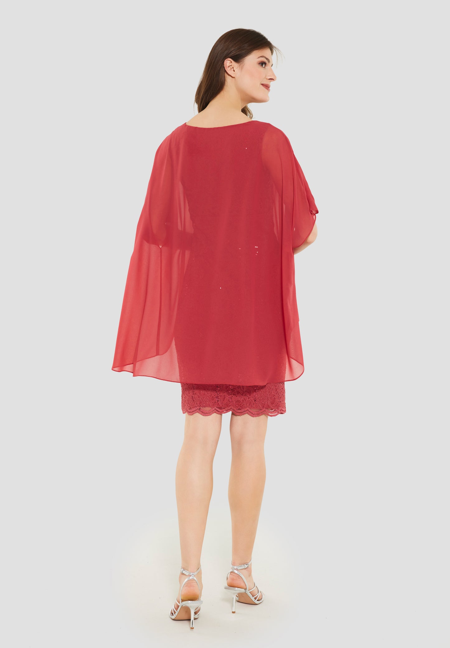 Cocktailkleid aus Spitze mit Überwurf
