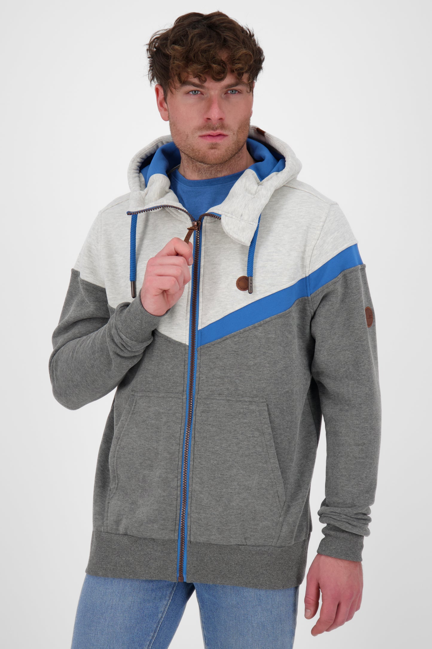 JulianAK A Sweatjacket
