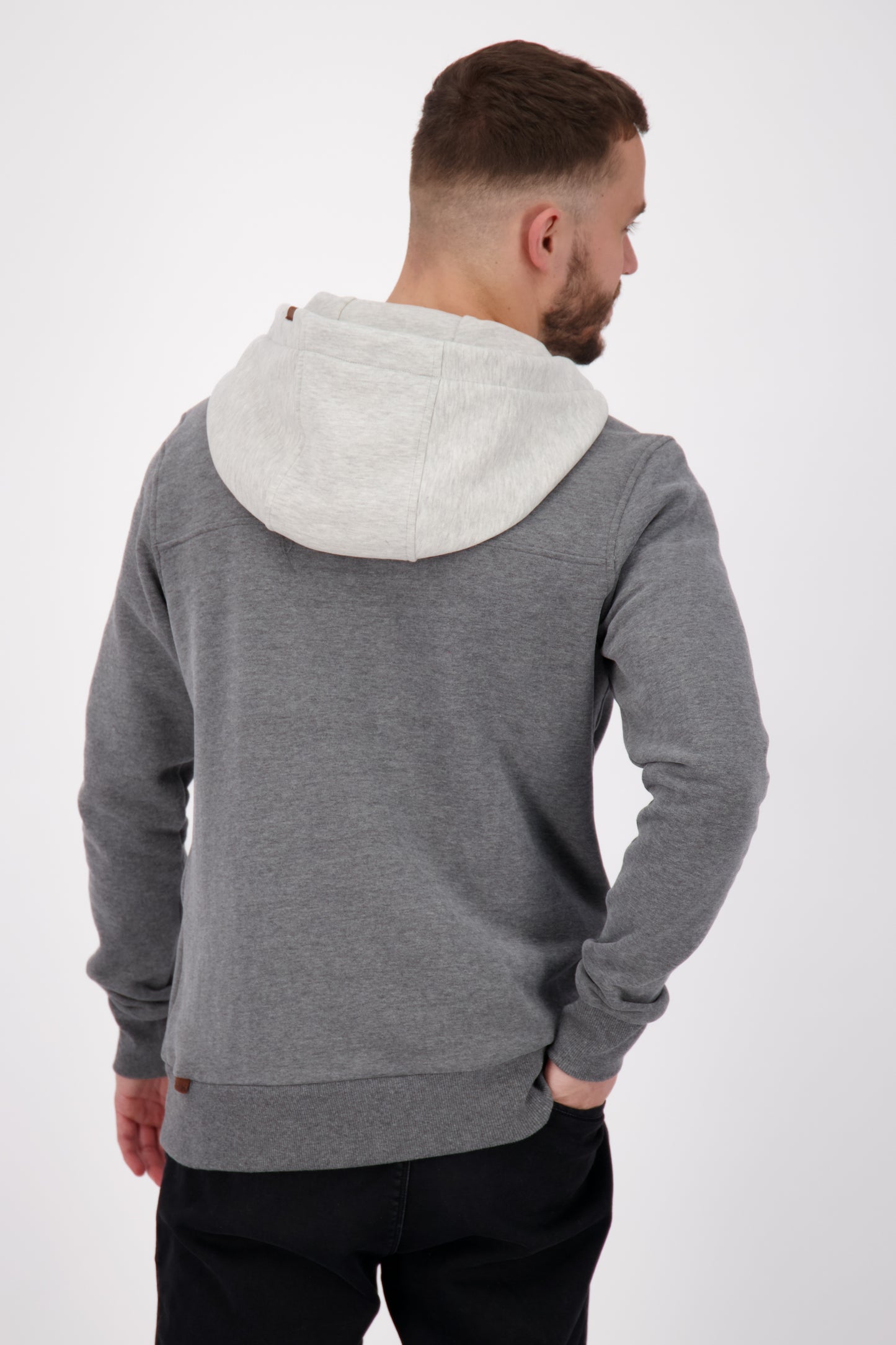 AcoAK A Sweat