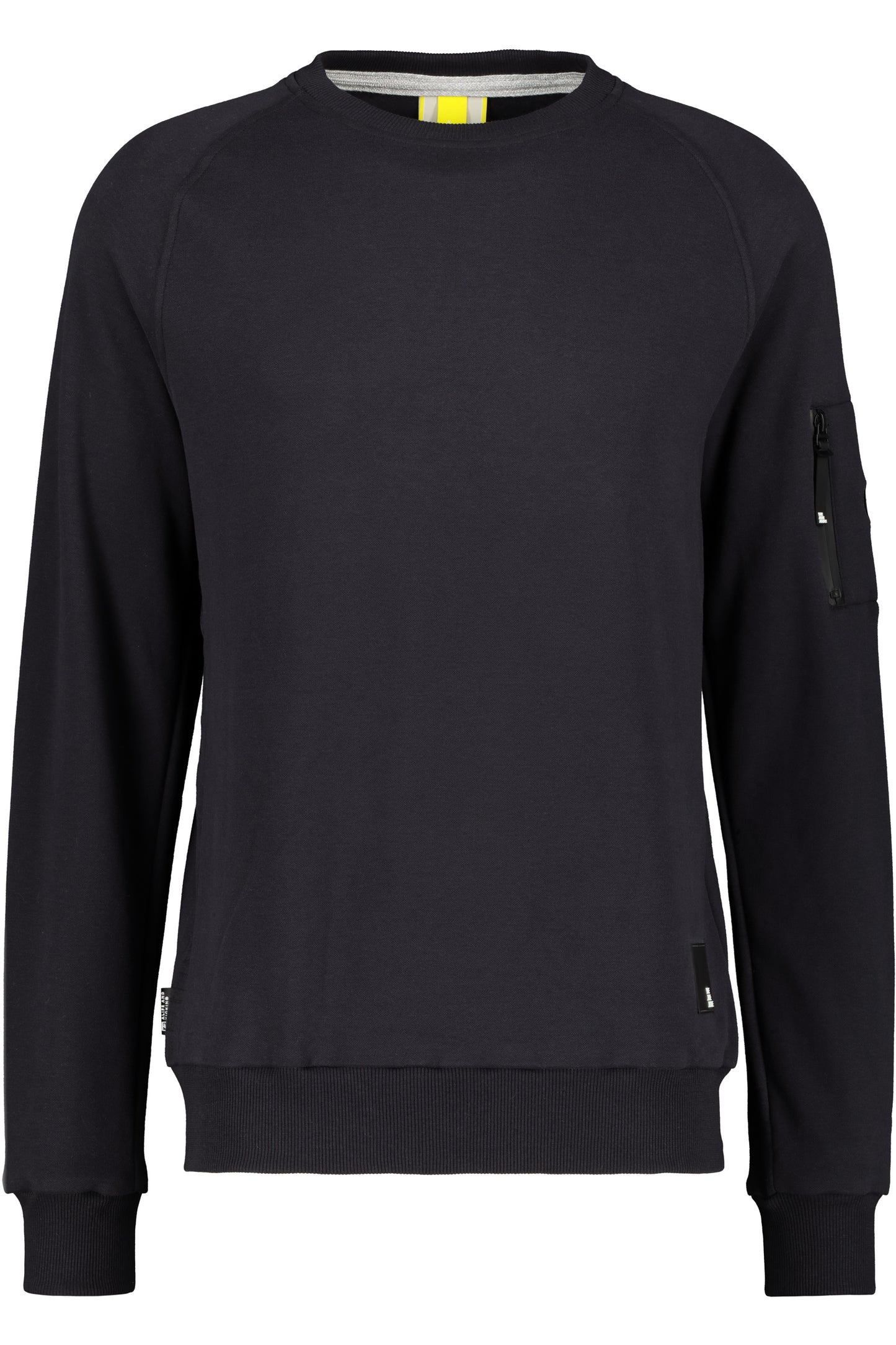 VinnAK A Sweatshirt