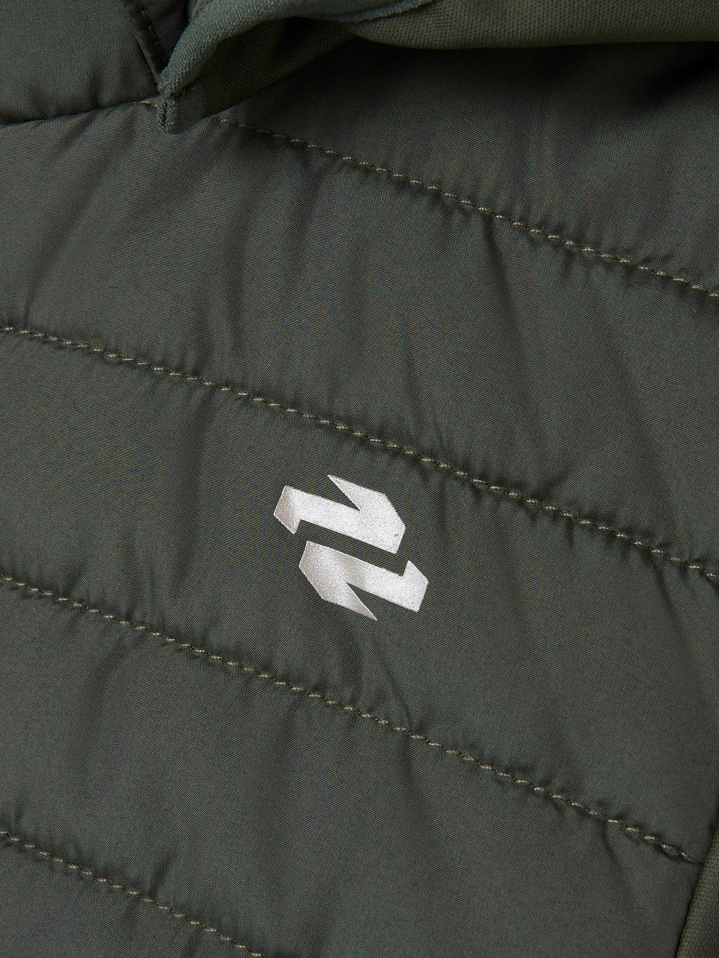 NKNMOUNT HYBRID JACKET TB