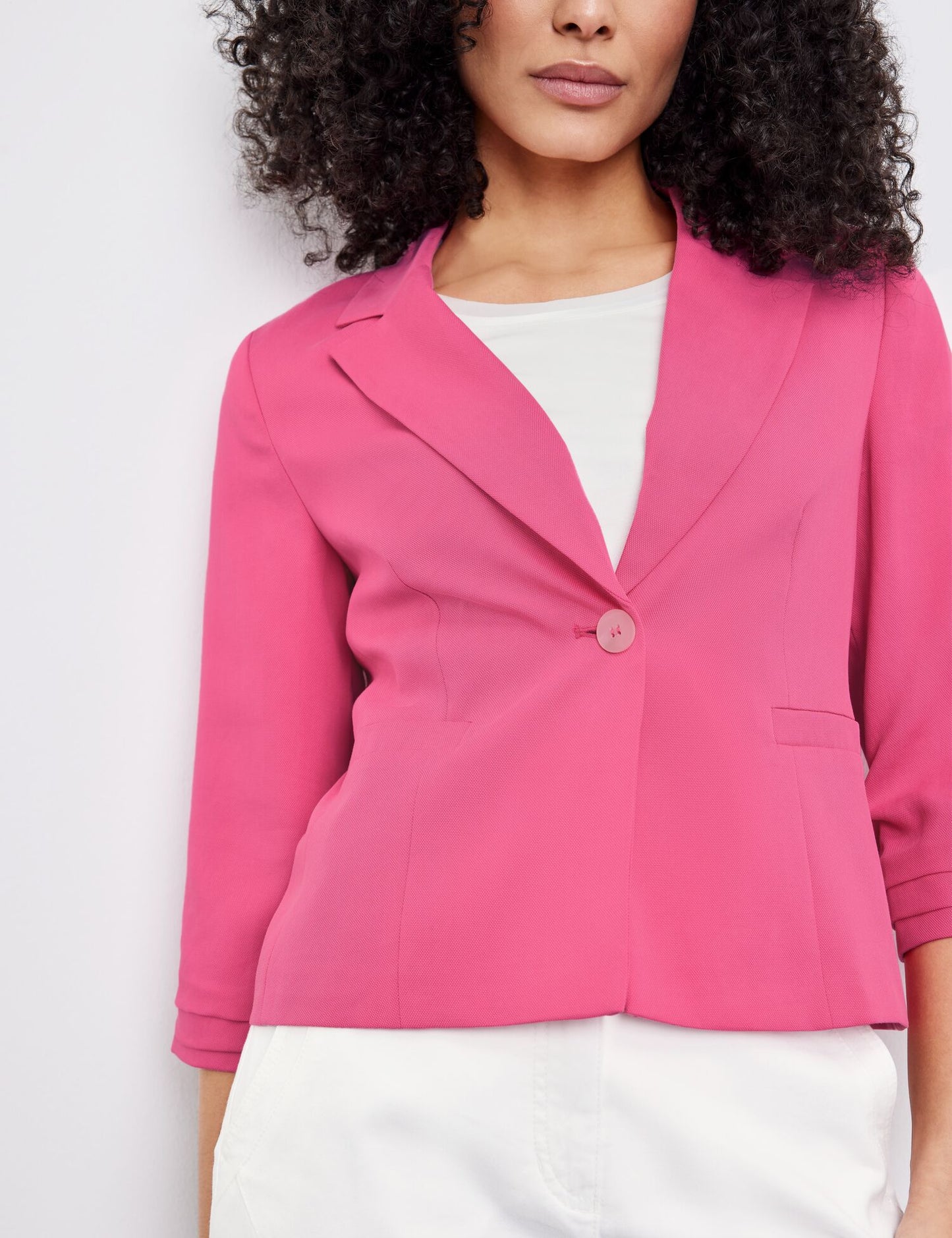 Eleganter Blazer mit gerafftem Arm