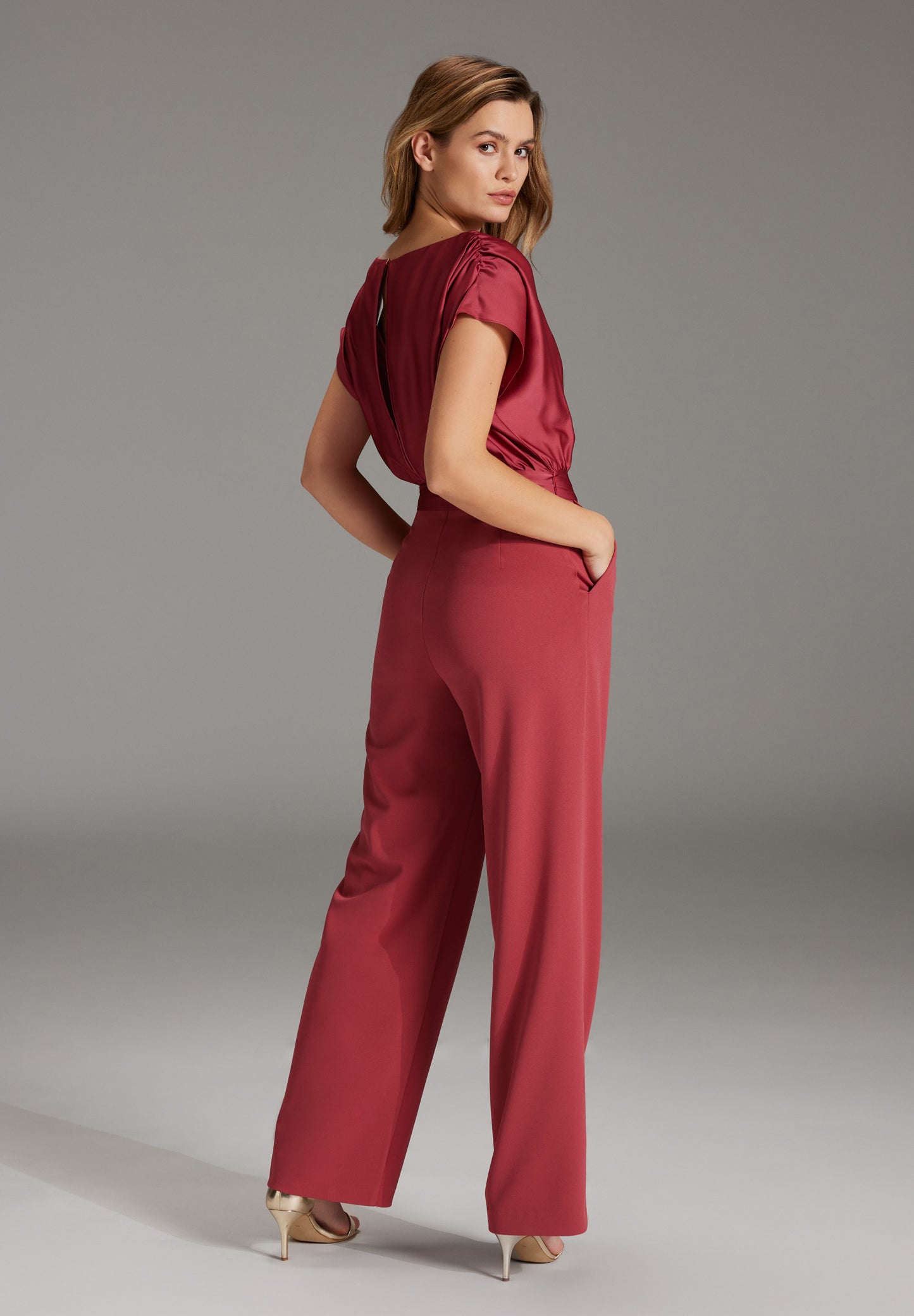 Jumpsuit mit Hose aus Crepe