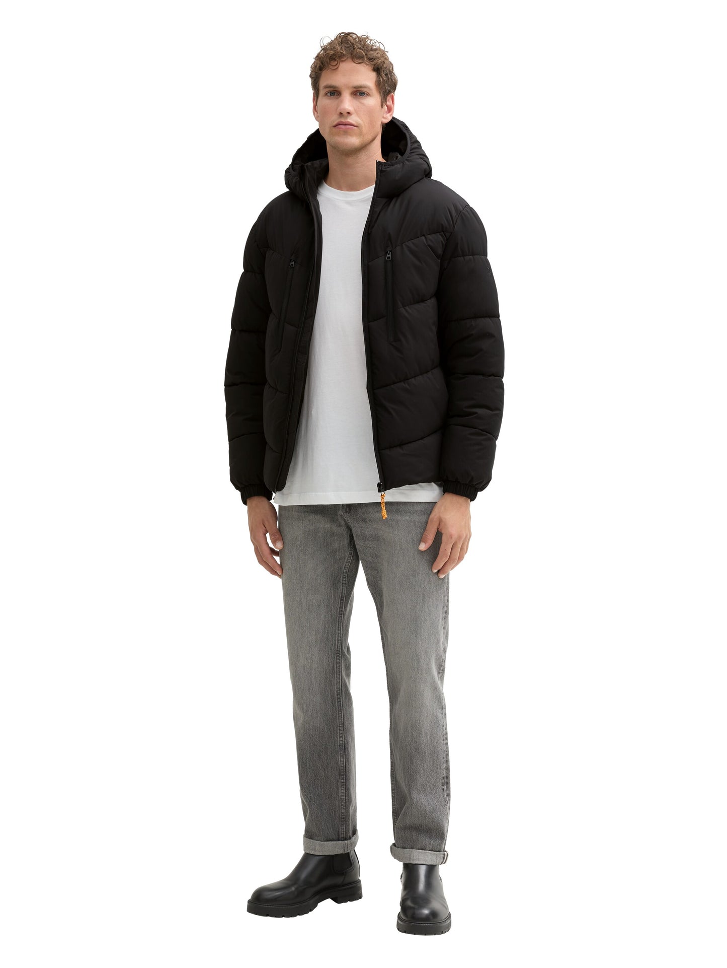 Puffer Jacke mit Kapuze