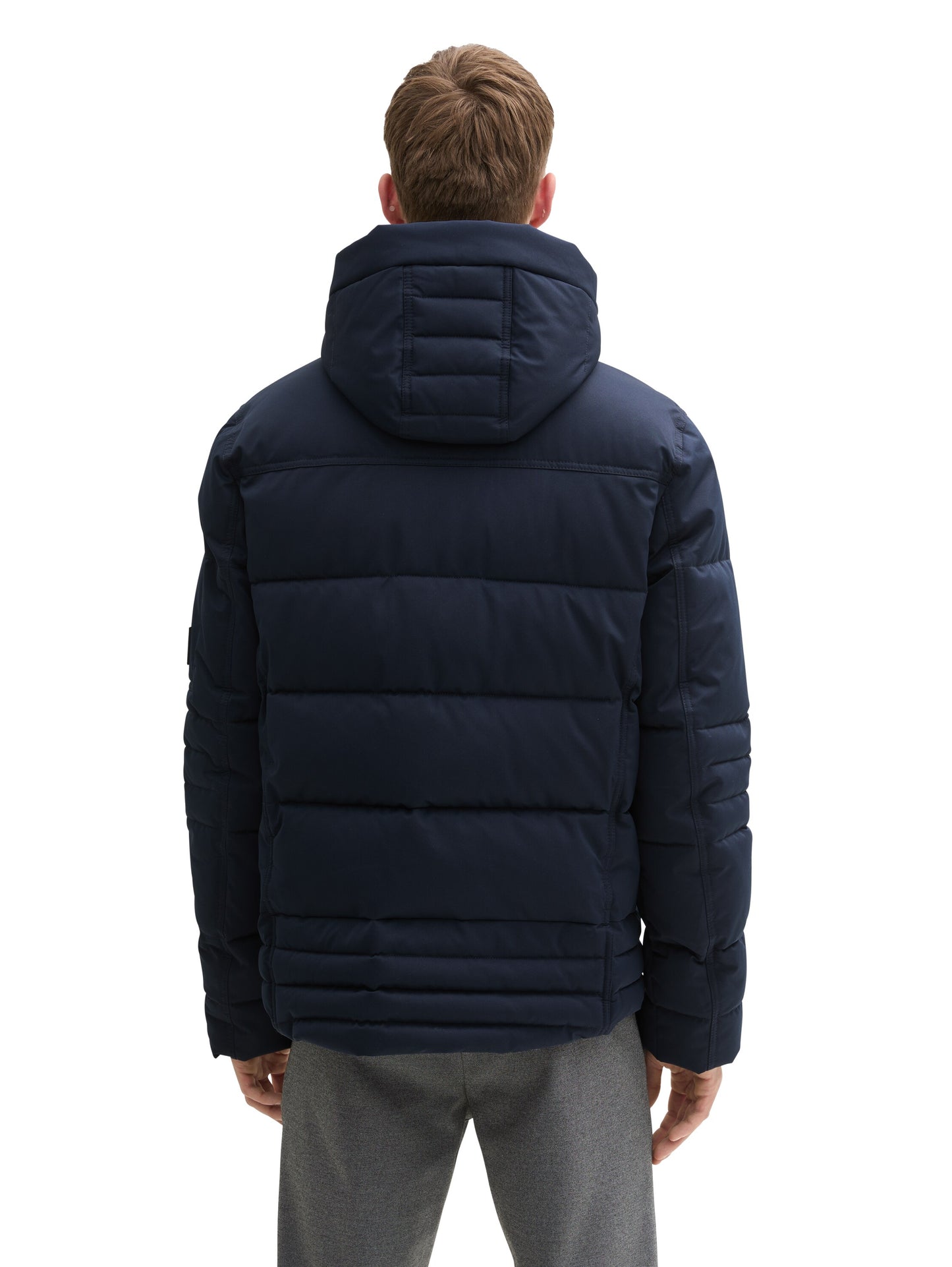 Pufferjacke mit abnehmbarer Kapuze