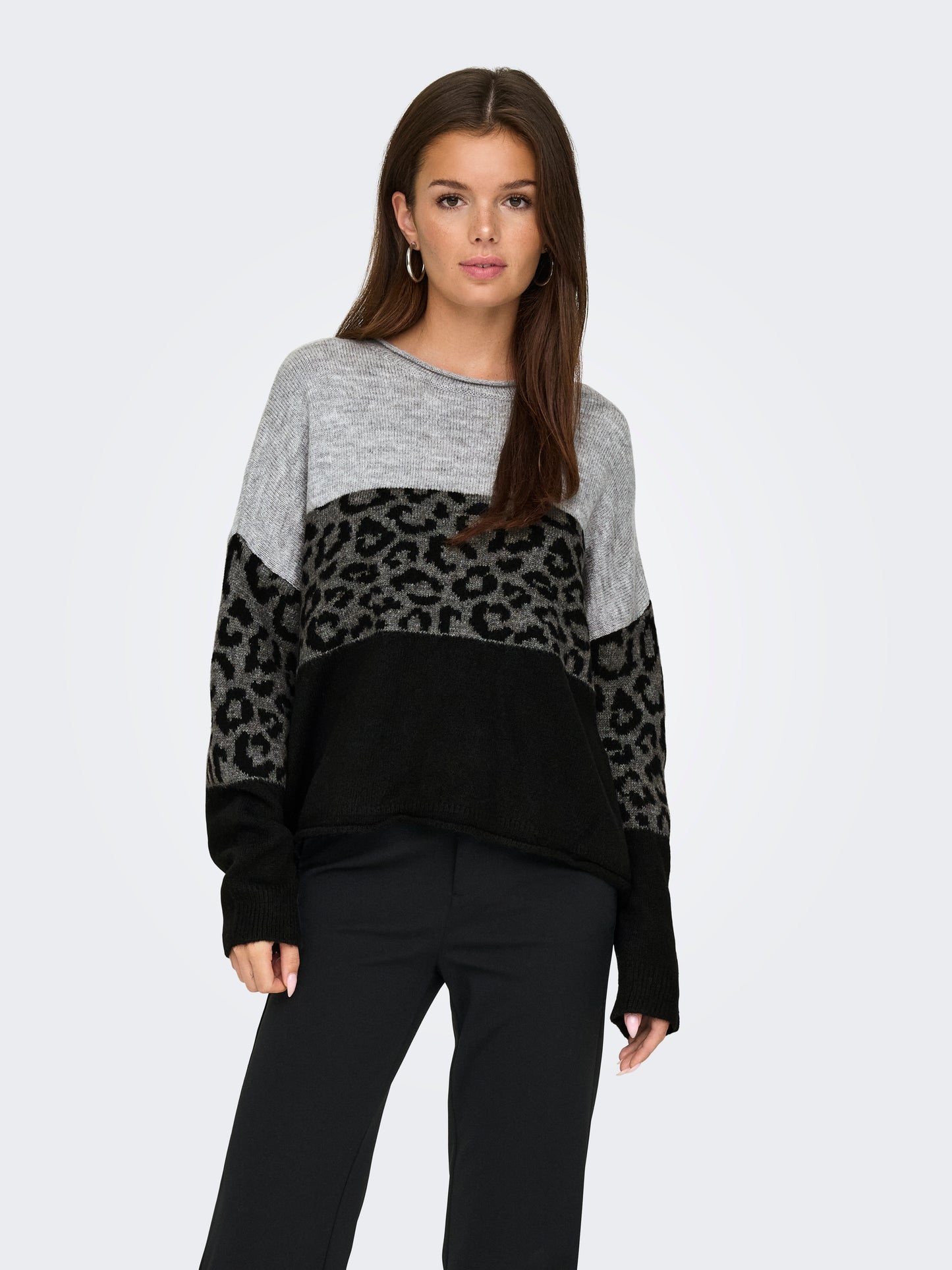 ONLJADE ANIMAL LS O-NECK KNT NOOS