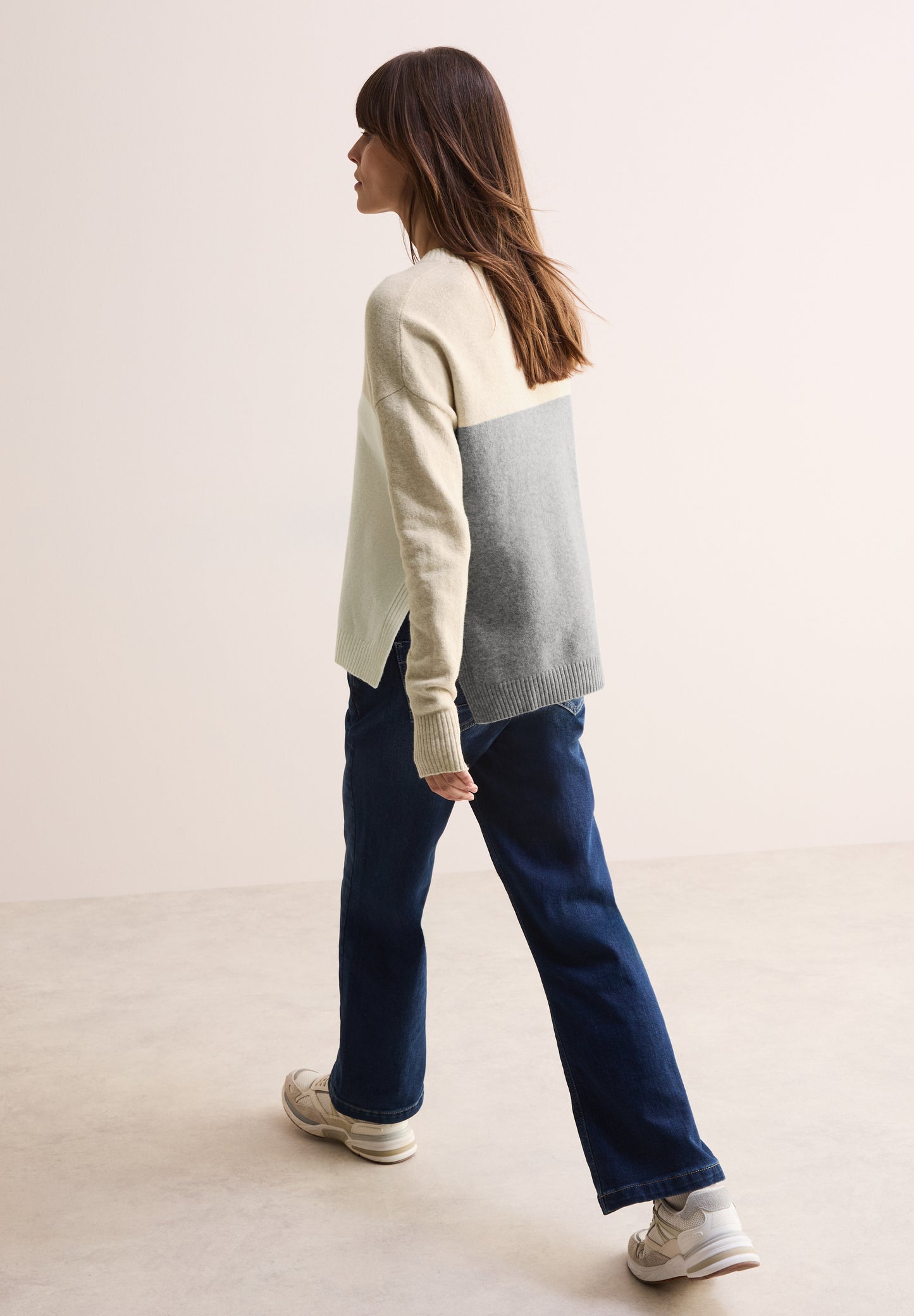 Colorblock Pullover