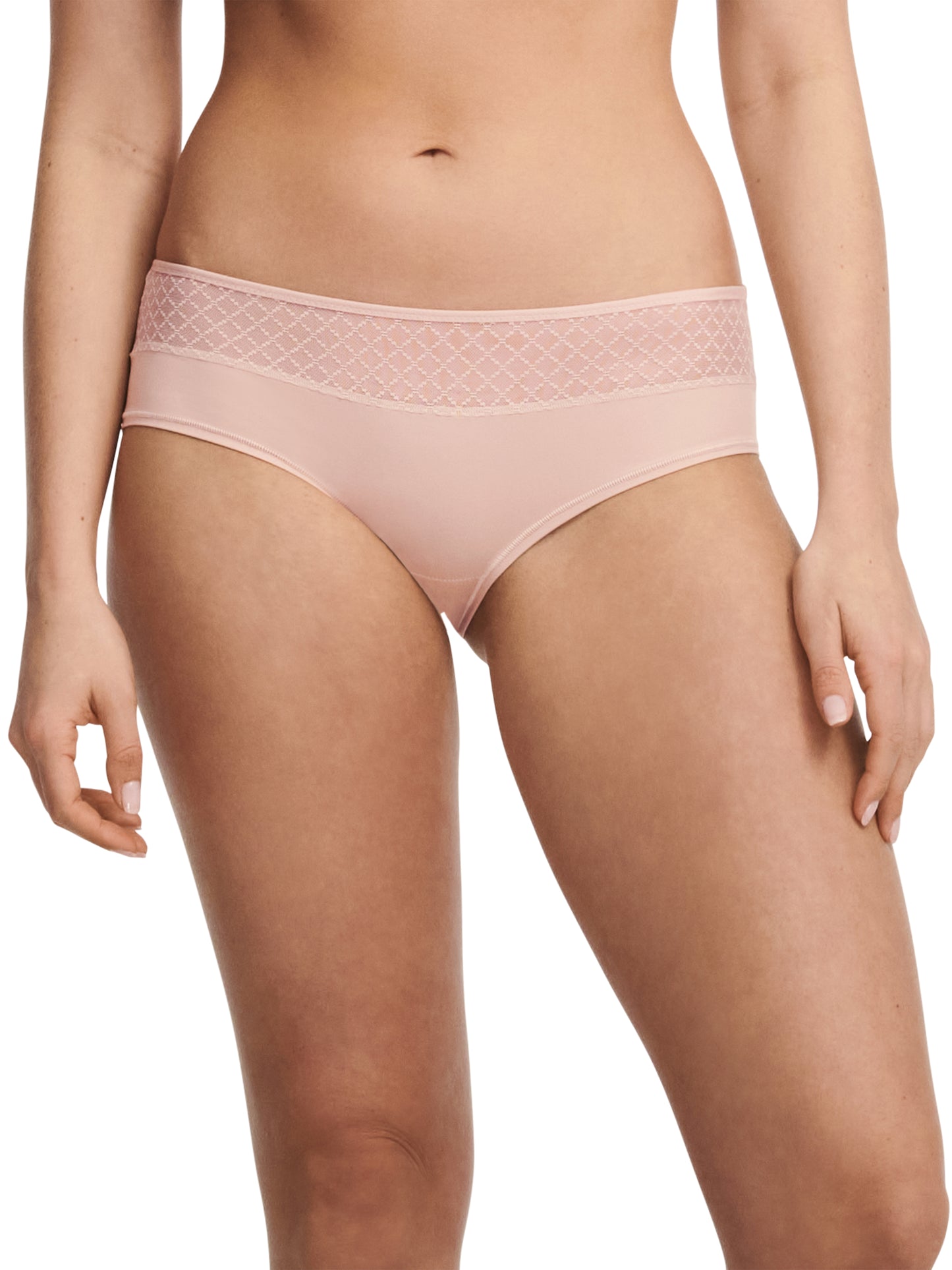 Norah Chic Bedeckender Shorty