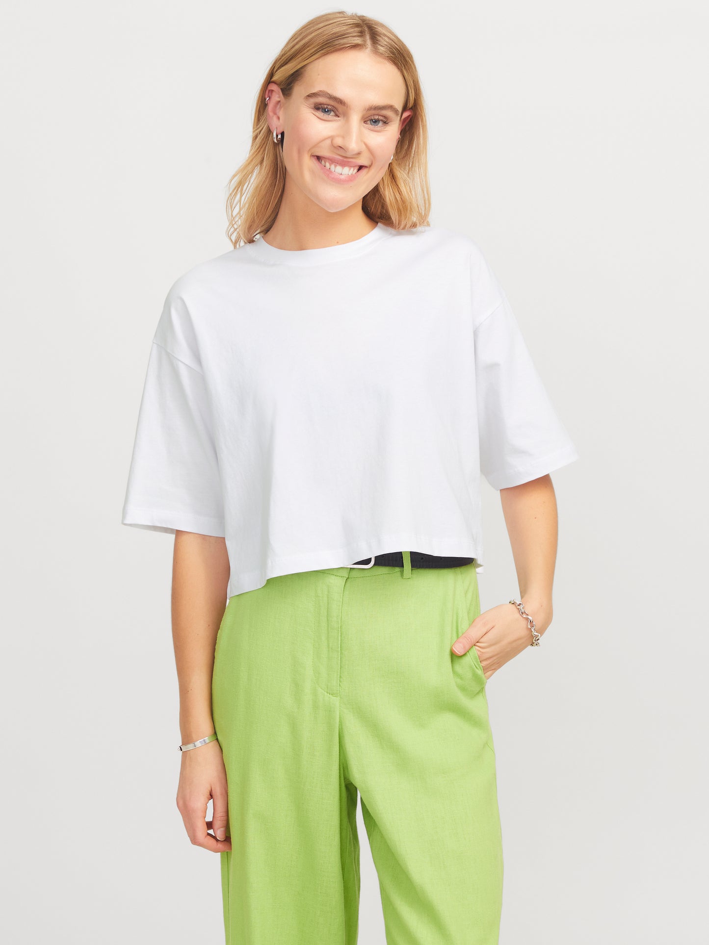 JXANDREA LOOSE SS CROPPED TEE JRS NOOS