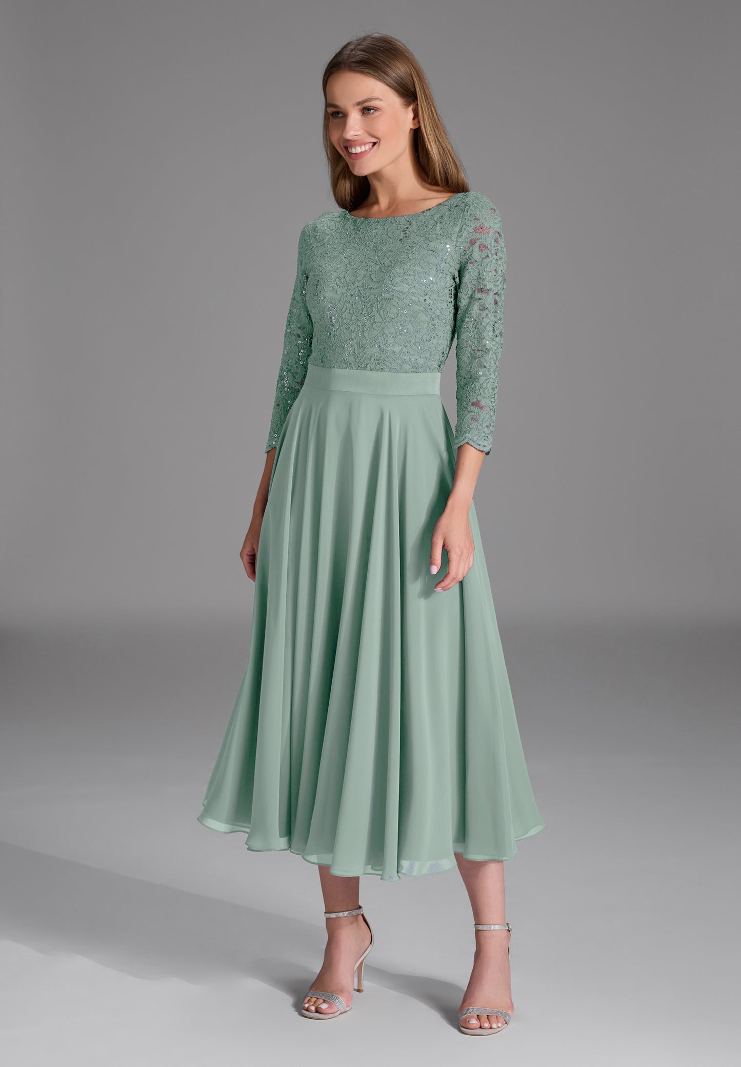 Cocktailkleid aus Spitze und Chiffon