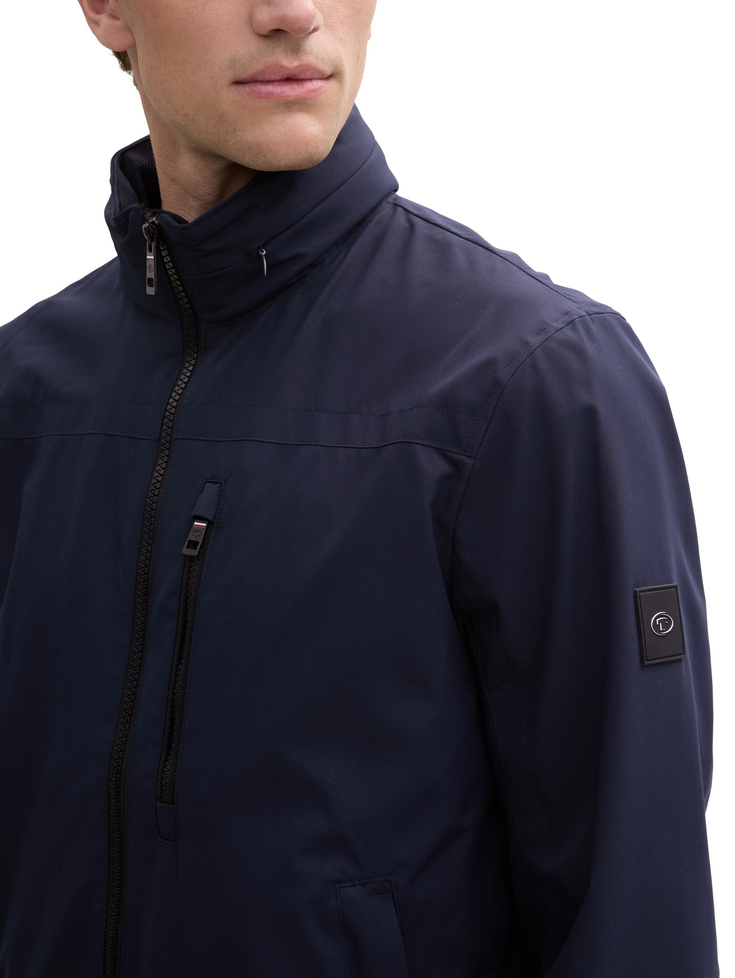 Blouson Jacke mit Kapuze im Stehkragen