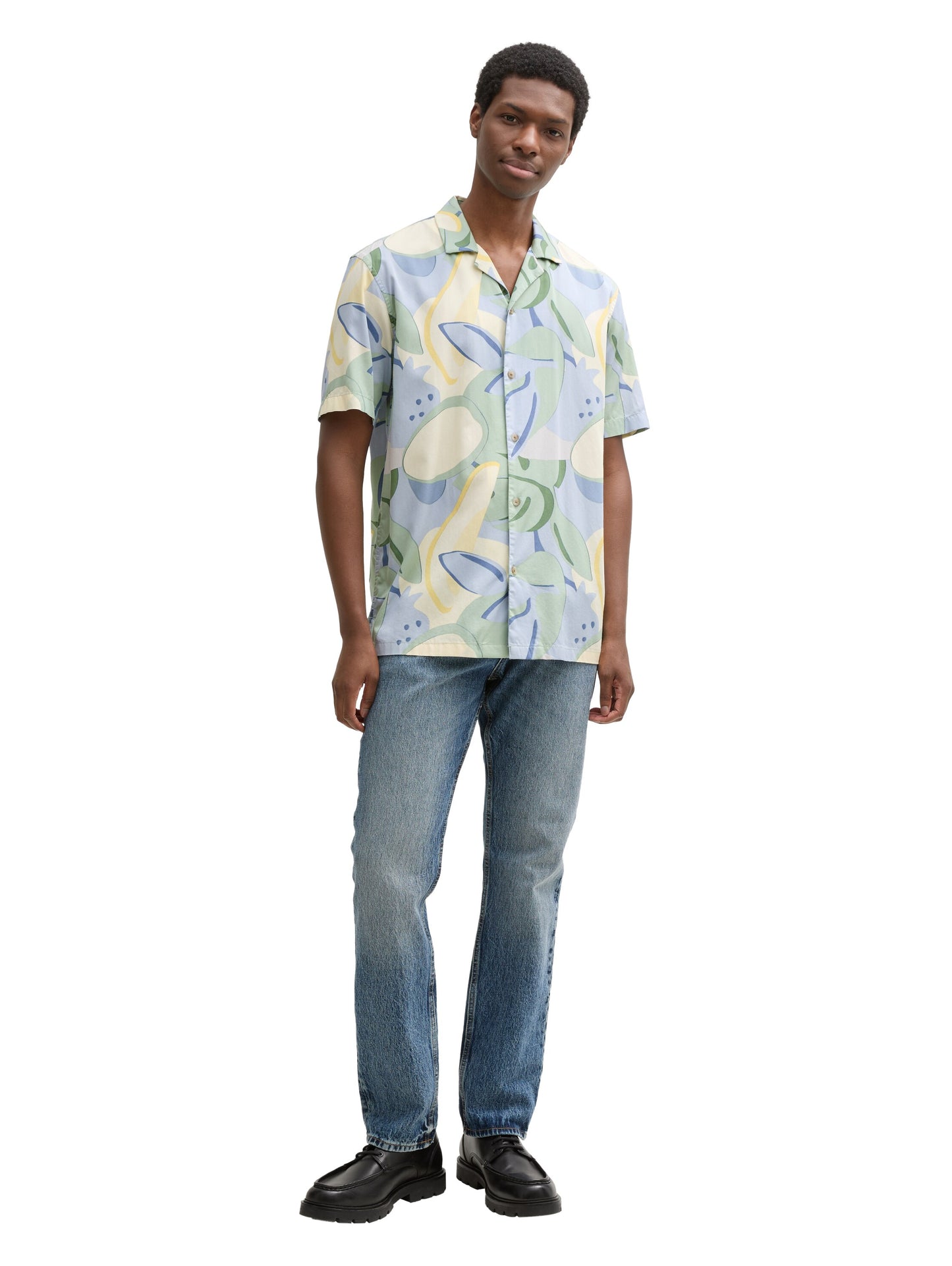 Relaxed Fit Kurzarmhemd im Hawaii-Look
