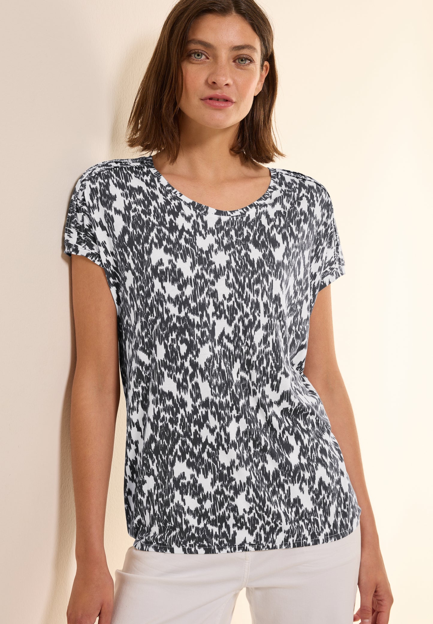 T-Shirt mit Minimal Print
