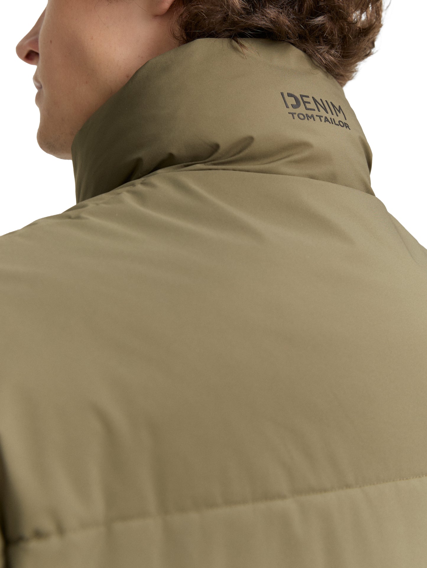 Lightweight Pufferjacke mit Stehkragen