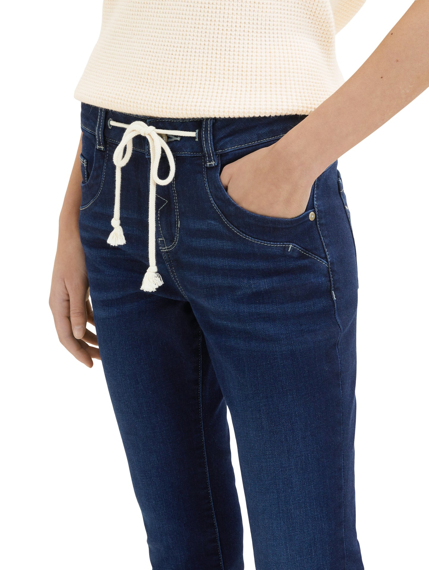 Tapered Relaxed Jeans