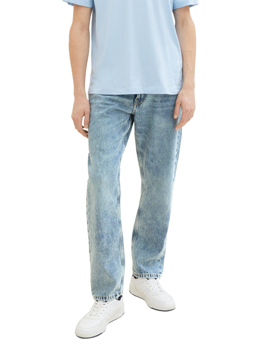 Loose Straight Fit Jeans