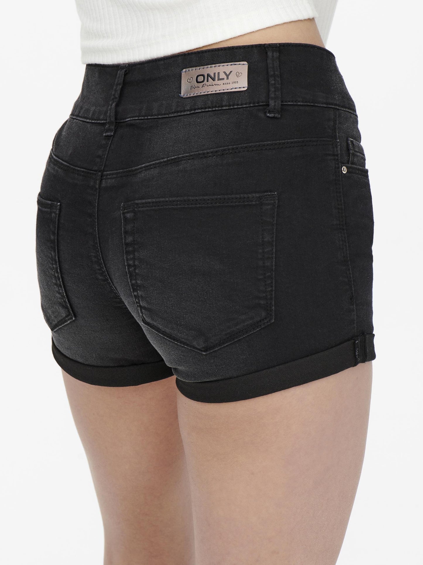 ONLCARMEN REG SHORTS WIDE WB DNM PIM