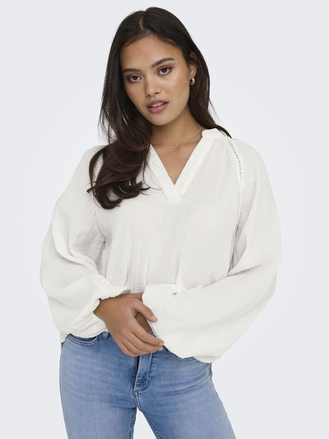 ONLTHYRA LIFE LS V-NECK TOP NOOS WVN