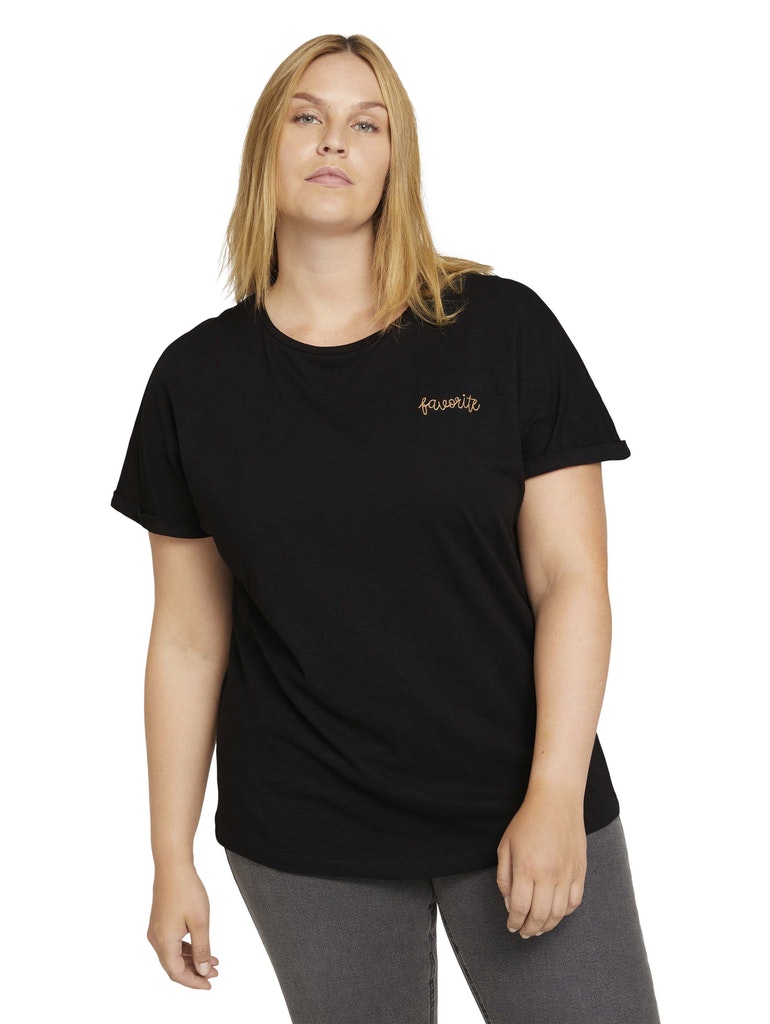 T-shirt chest embroidery, deep black
