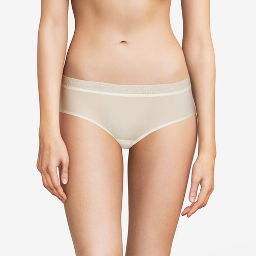 SOFTSTRETCH Shorty mit Spitze